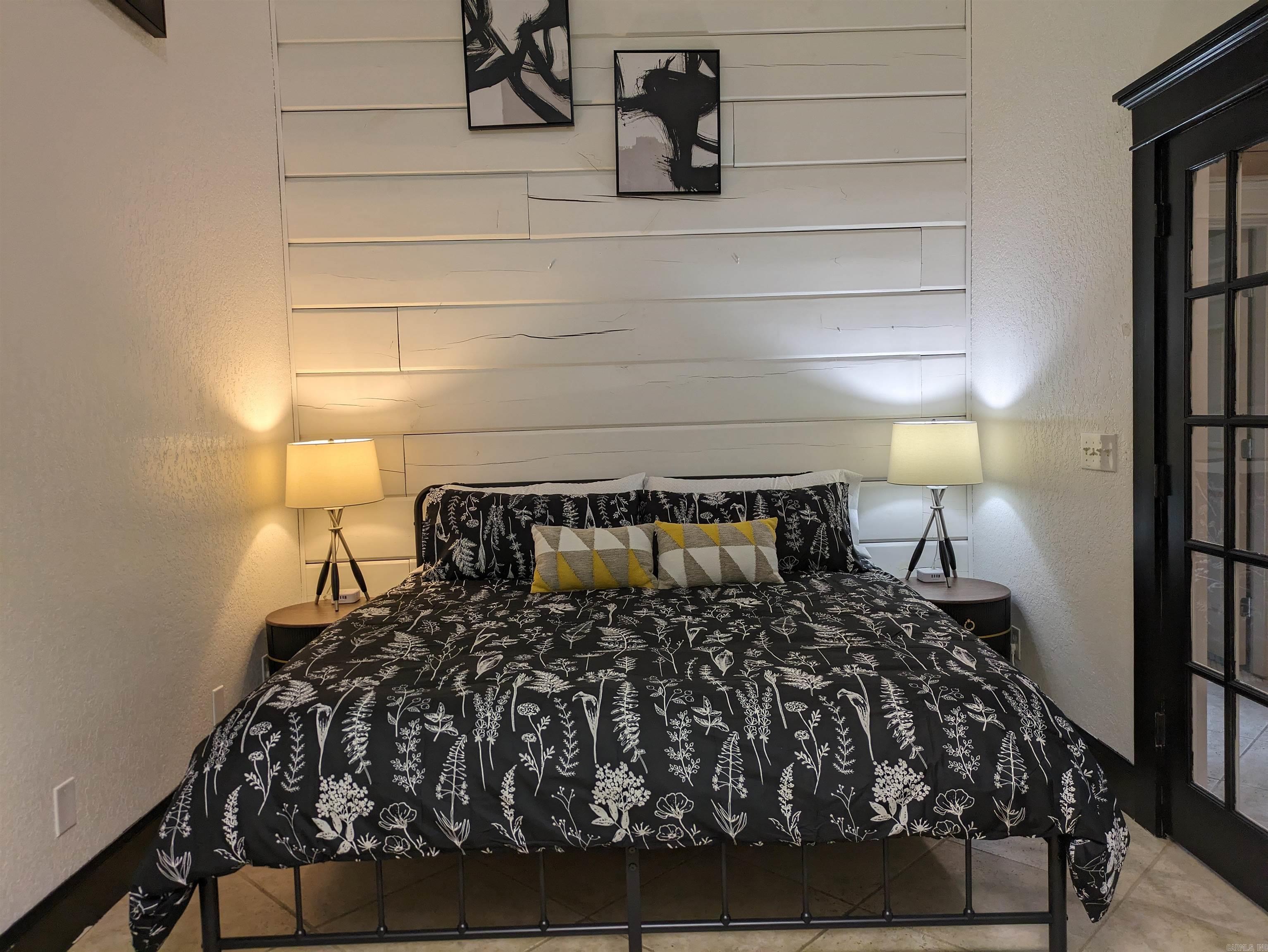 Thunderbird Beach Lake Estates - Residential