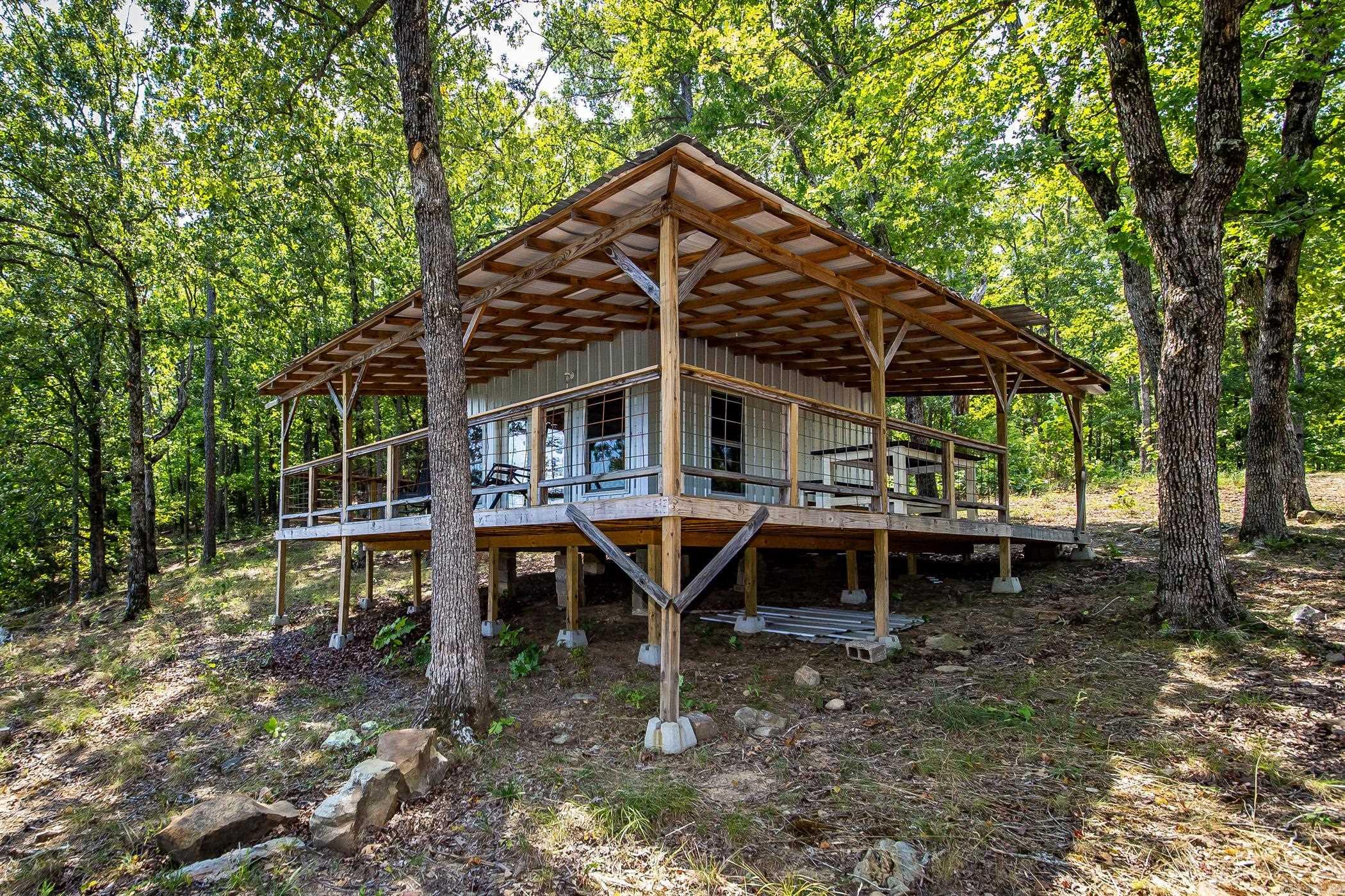 Metes & Bounds - Land