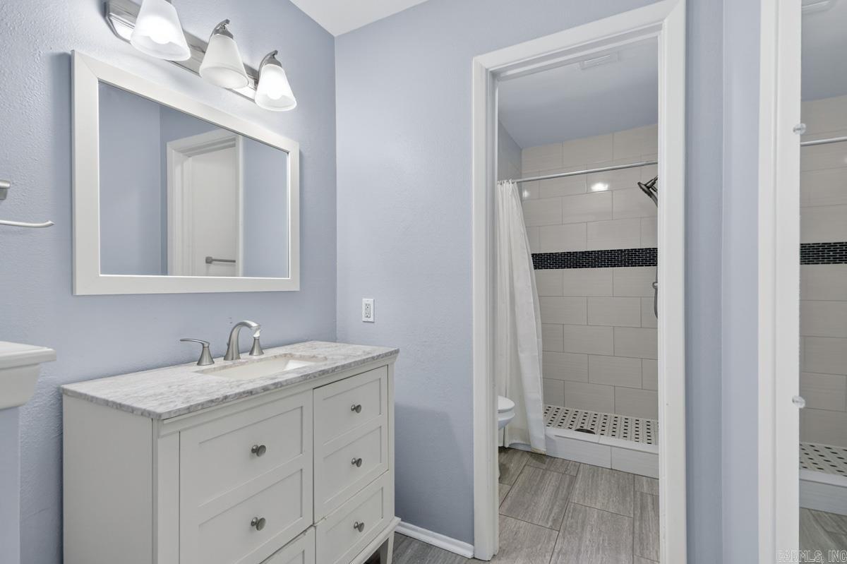 PARKWAY PLACE - Residential