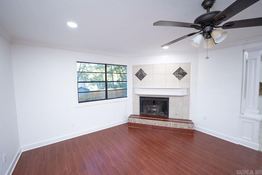 SPRINGHILL MANOR WEST - Residential
