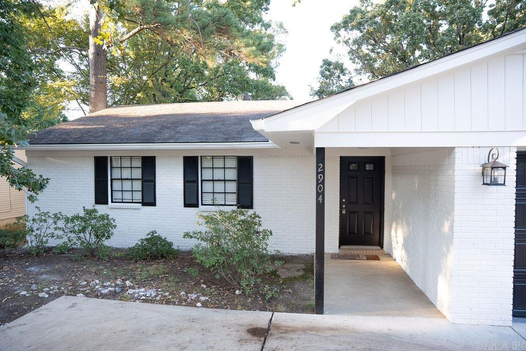 SPRINGHILL MANOR WEST - Residential
