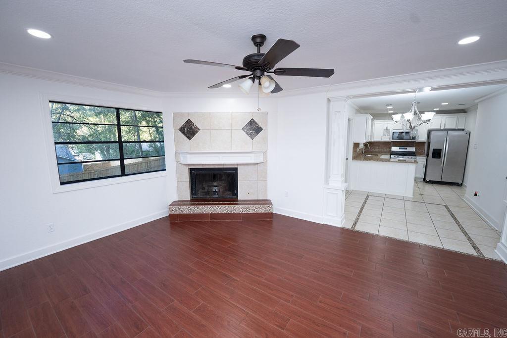 SPRINGHILL MANOR WEST - Residential