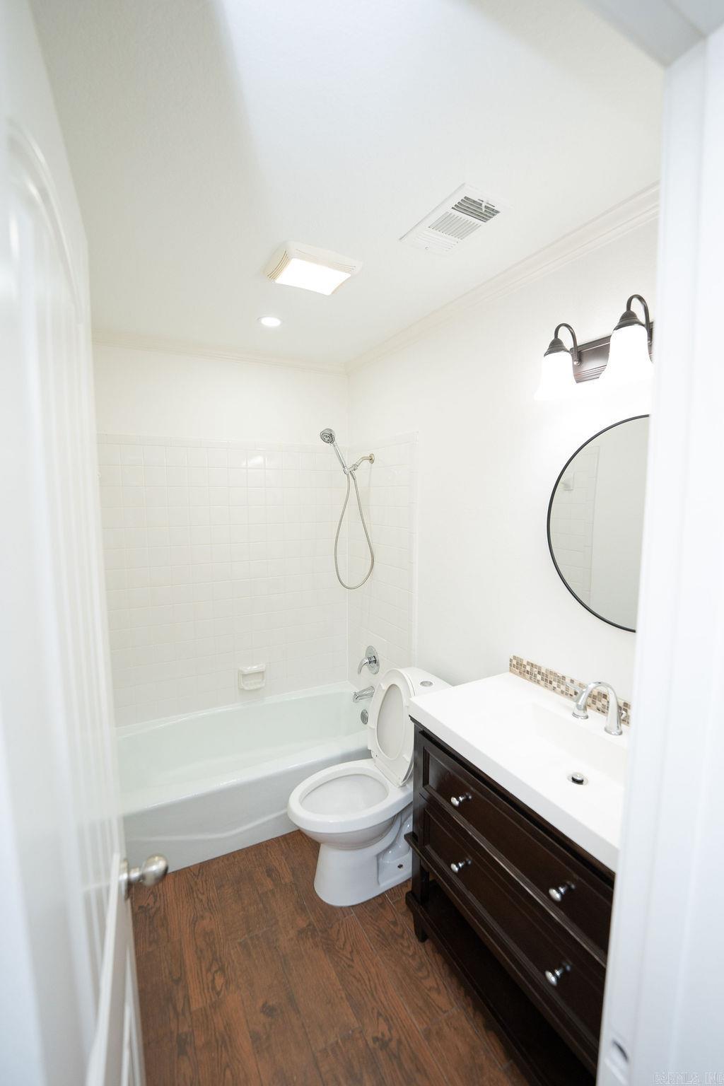 SPRINGHILL MANOR WEST - Residential