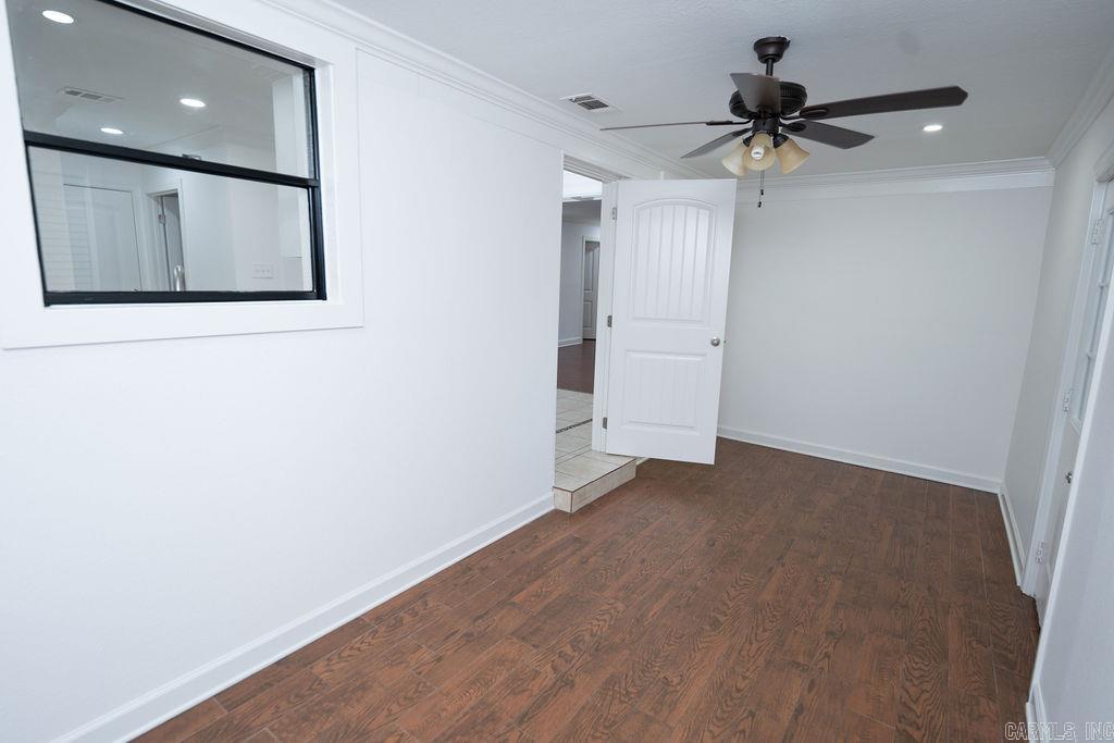 SPRINGHILL MANOR WEST - Residential