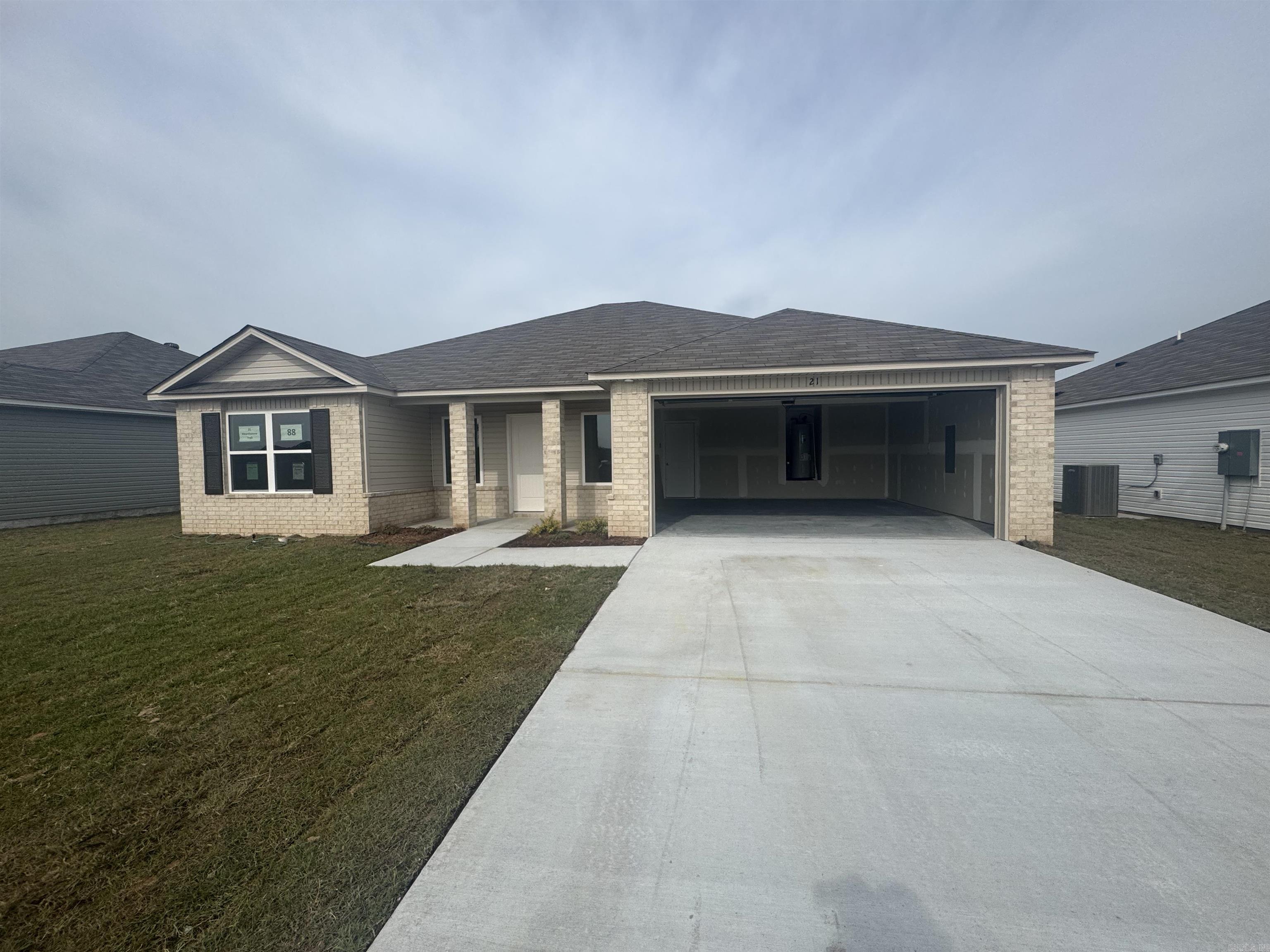 HILL FARM - Residential