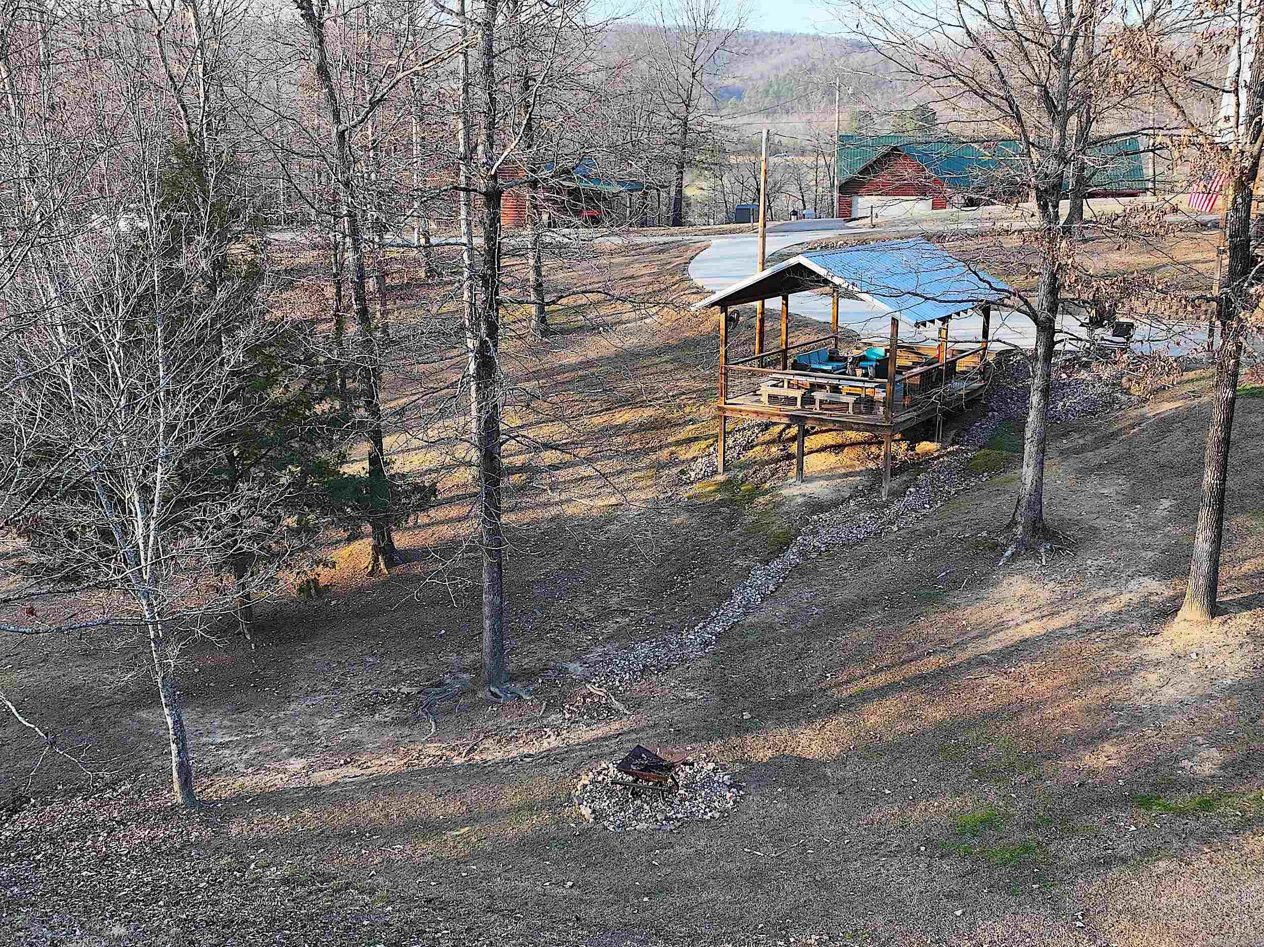 RIVERCHASE - Residential