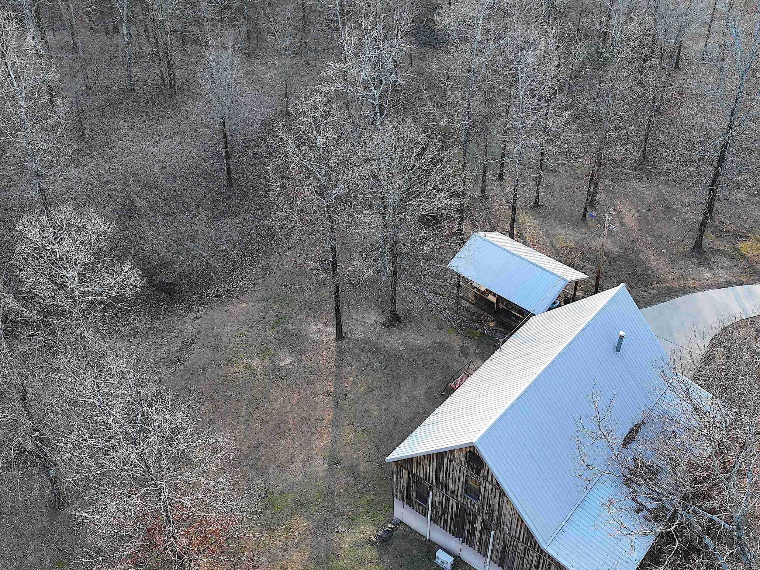 RIVERCHASE - Residential