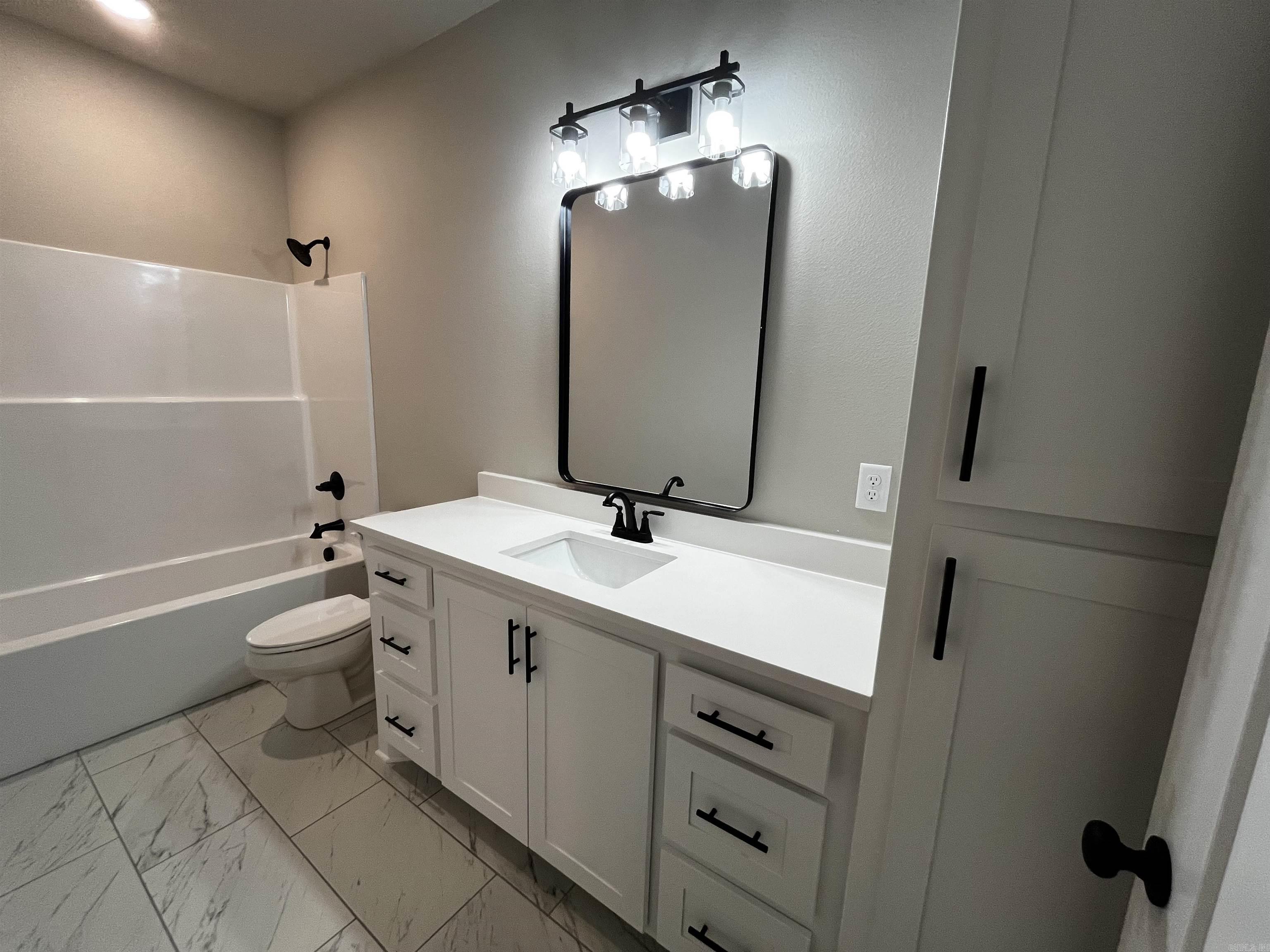 Oak Creek Village - Residential