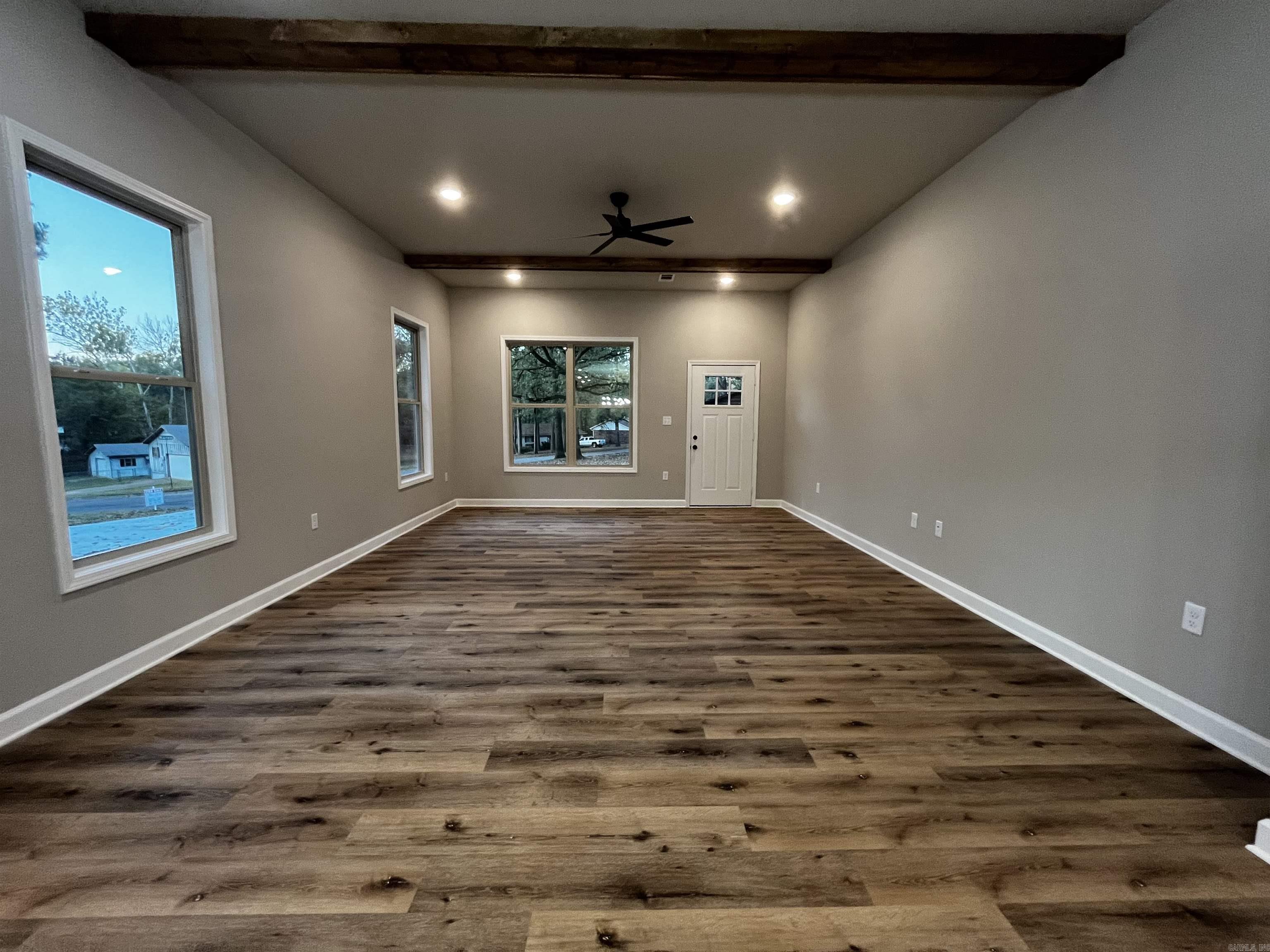 Oak Creek Village - Residential