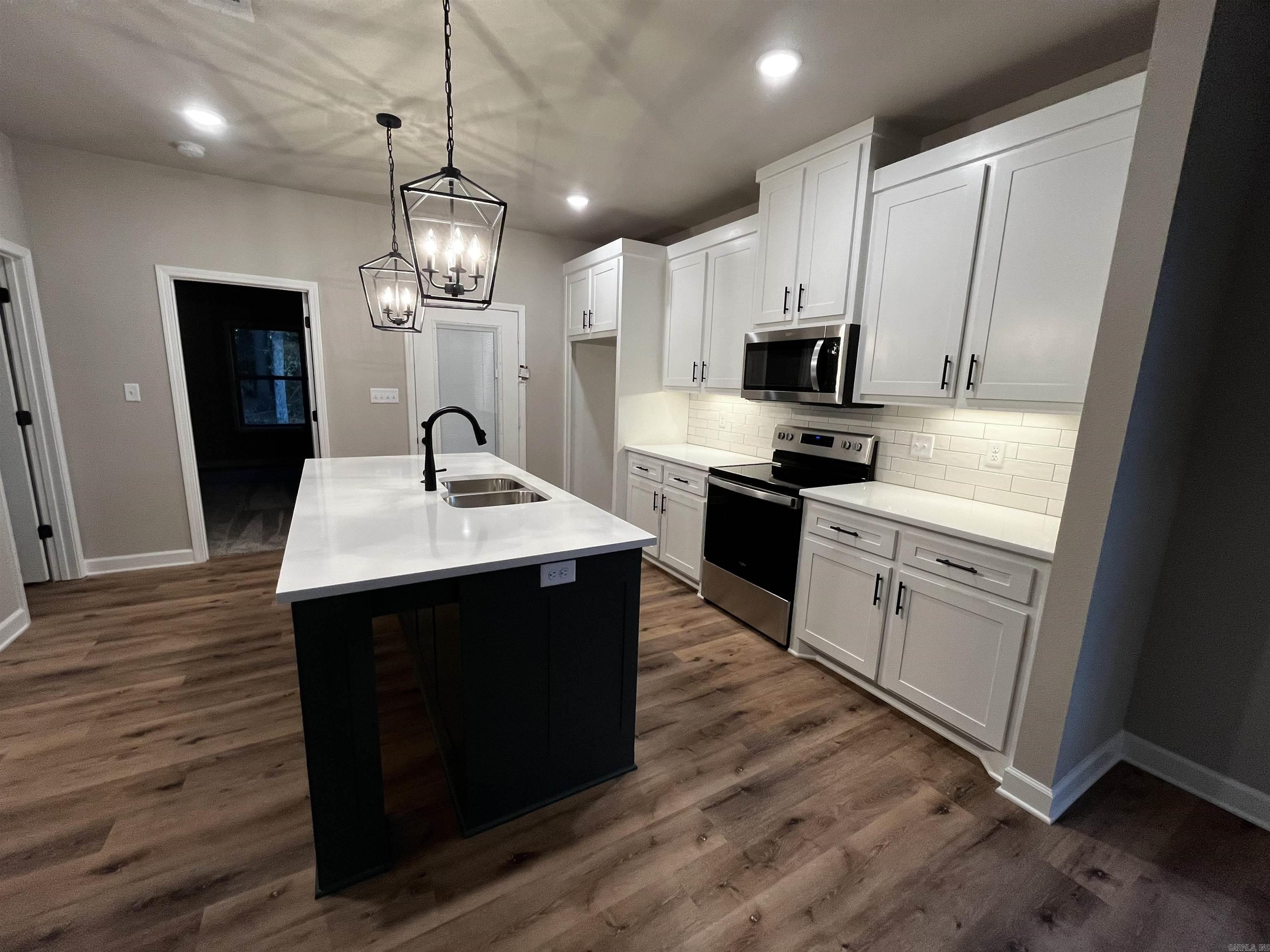 Oak Creek Village - Residential