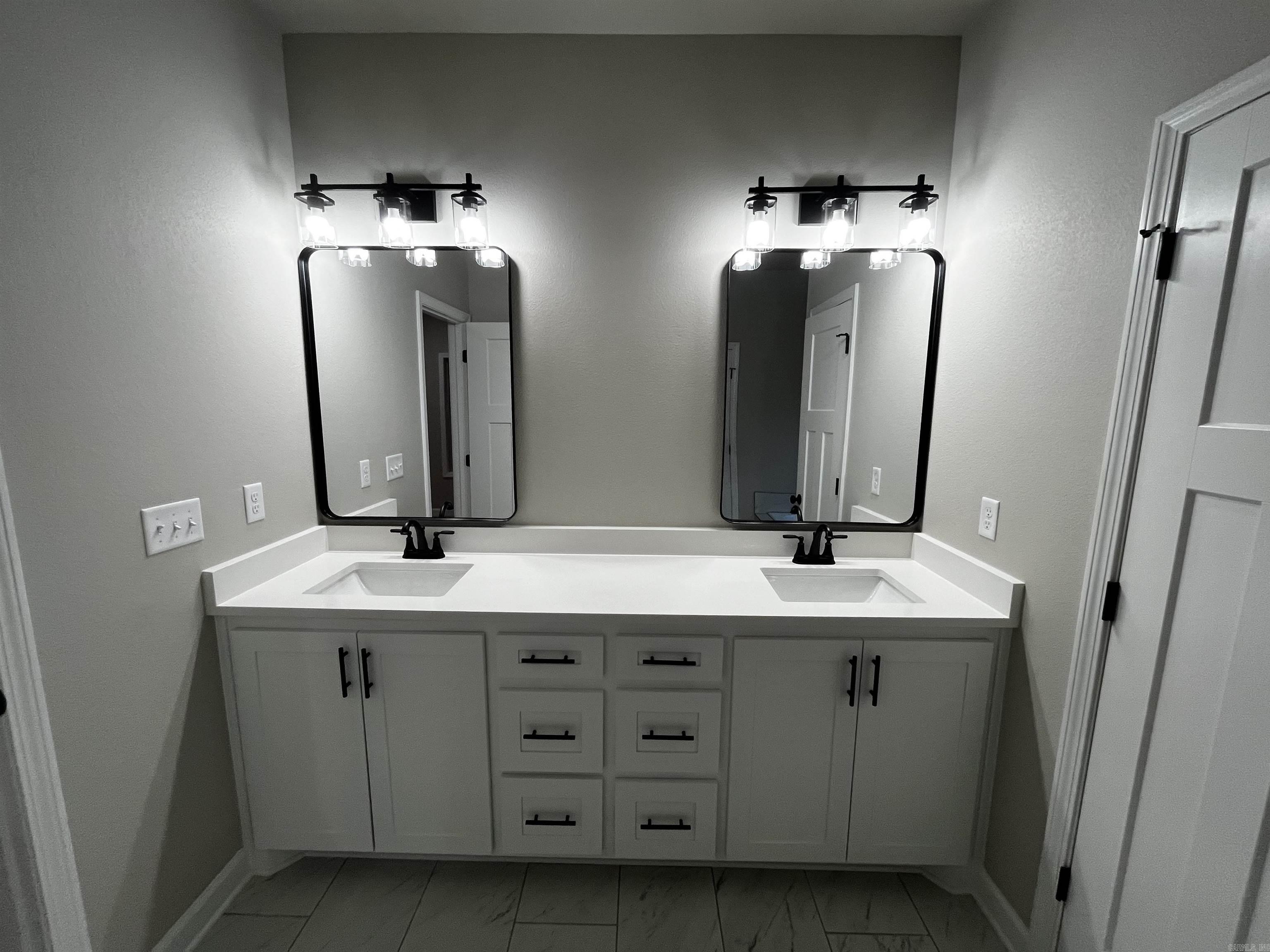 Oak Creek Village - Residential