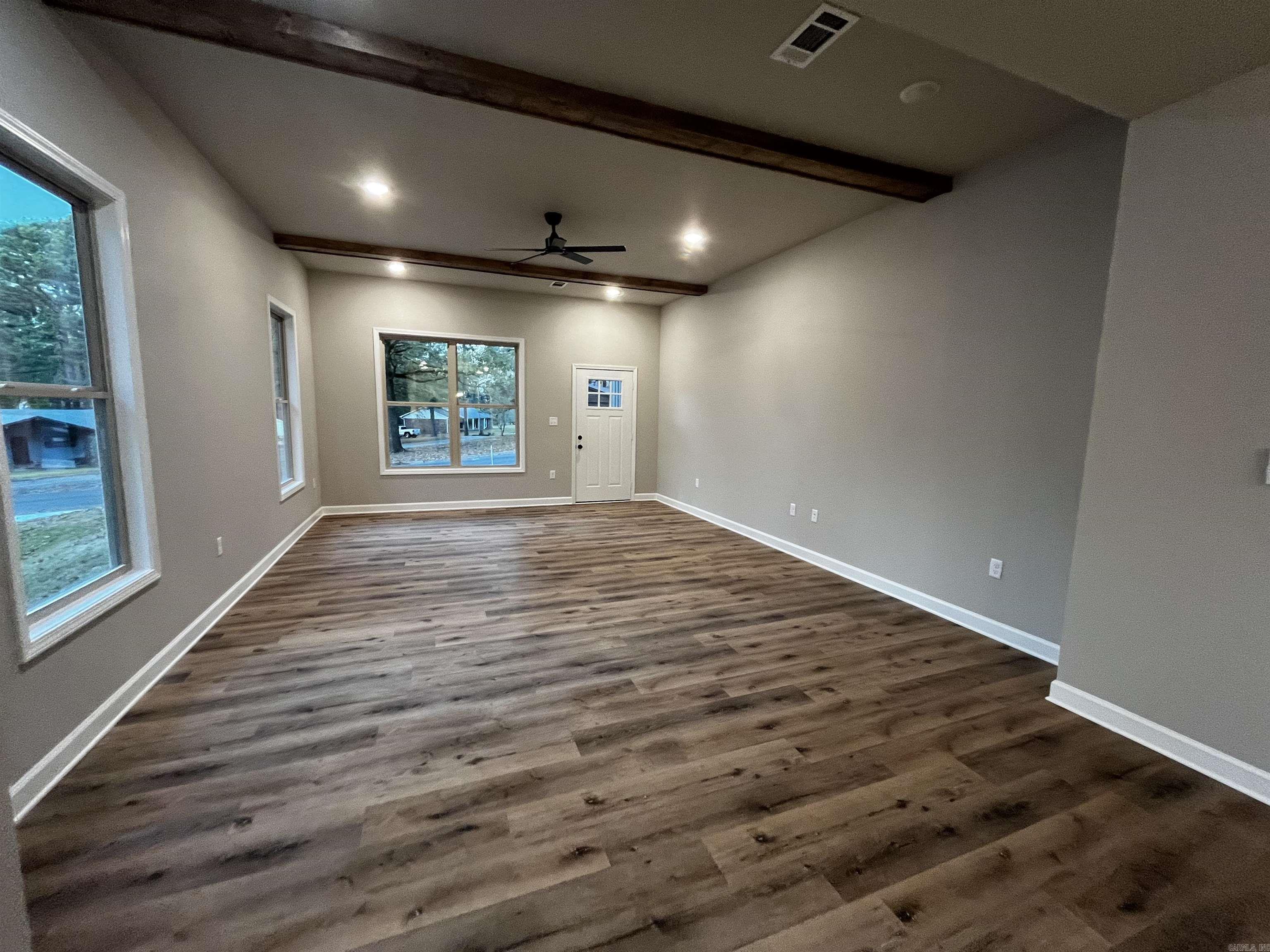 Oak Creek Village - Residential