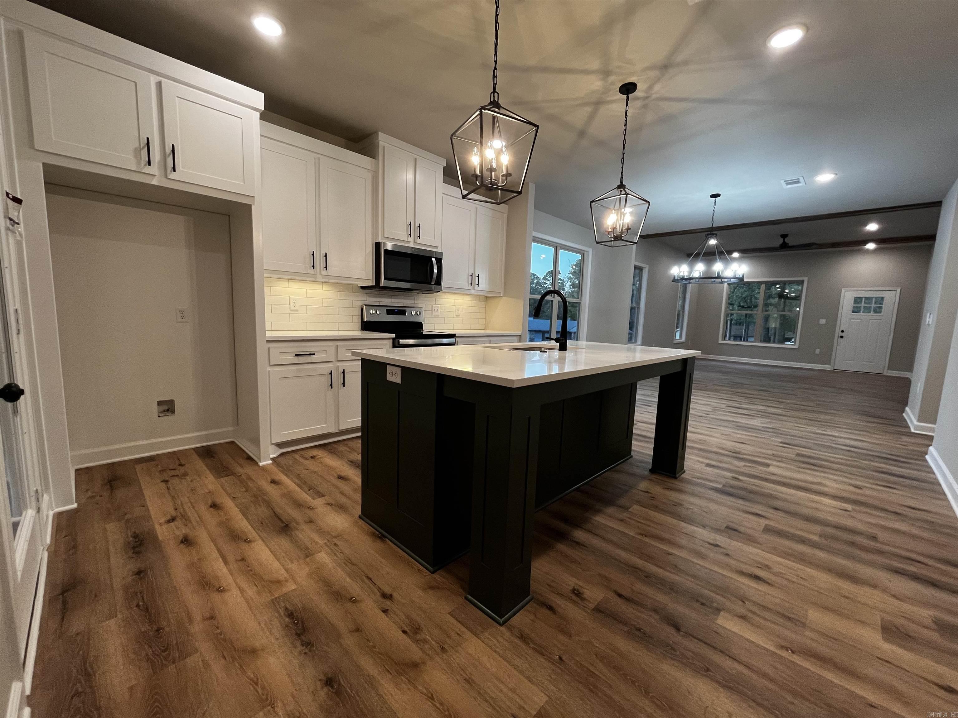 Oak Creek Village - Residential