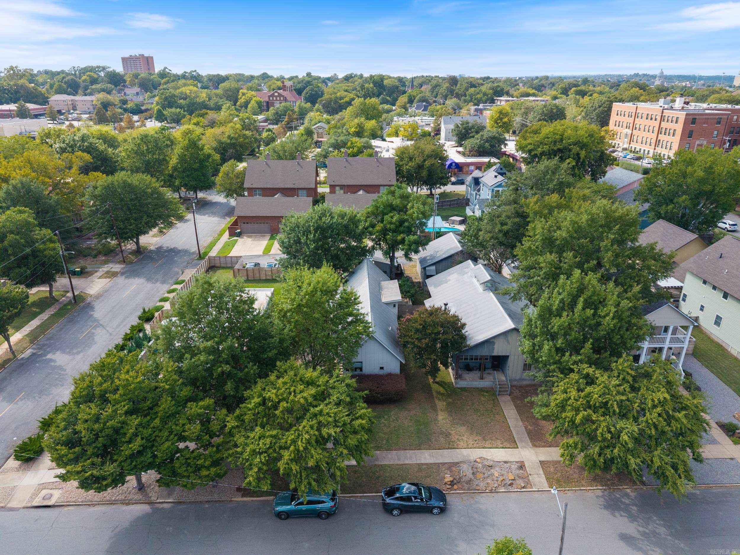 MACARTHUR PLACE ORIGINAL CITY OF - Residential