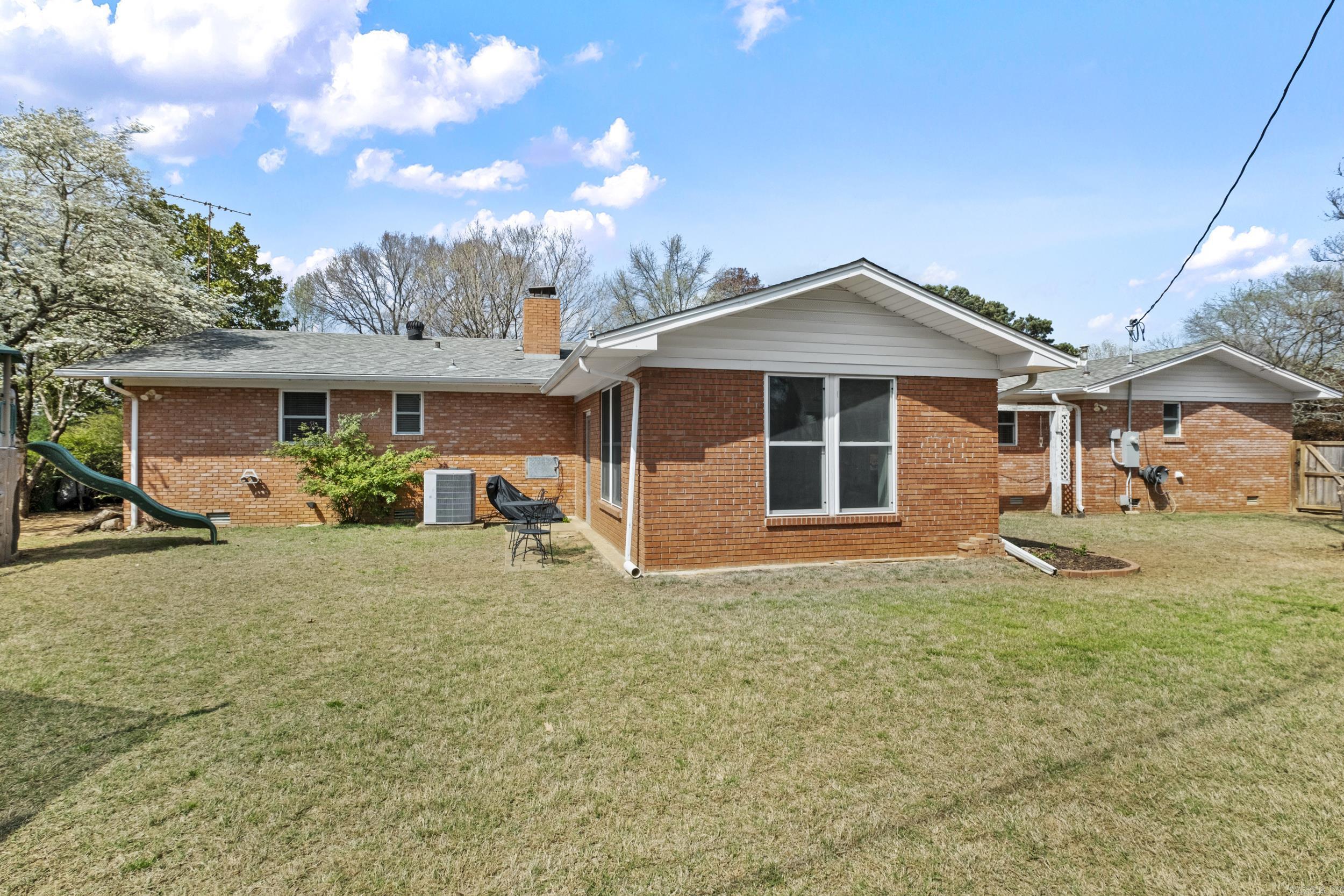 LAMBERT TERRACE - Residential