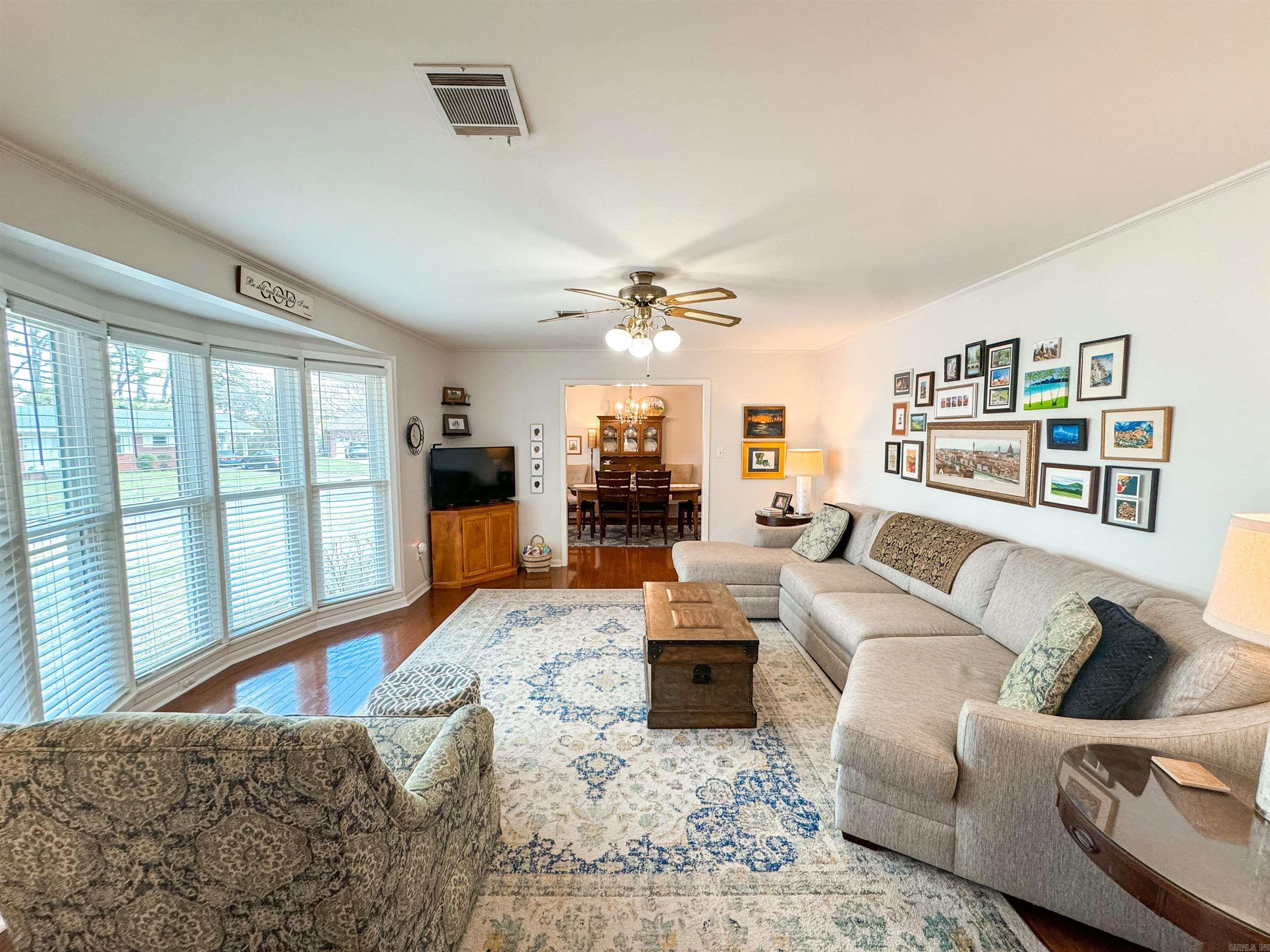 LAMBERT TERRACE - Residential