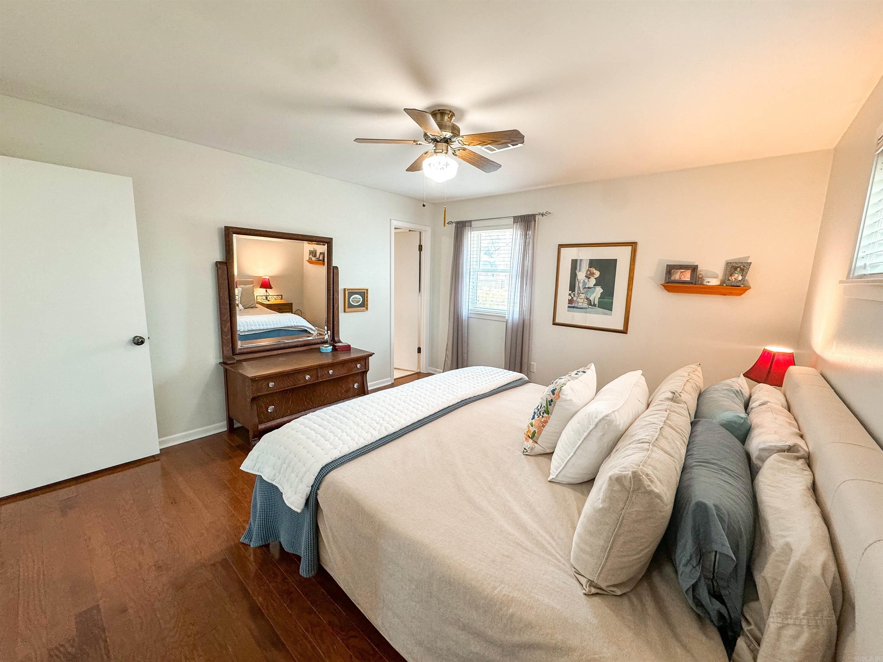 LAMBERT TERRACE - Residential