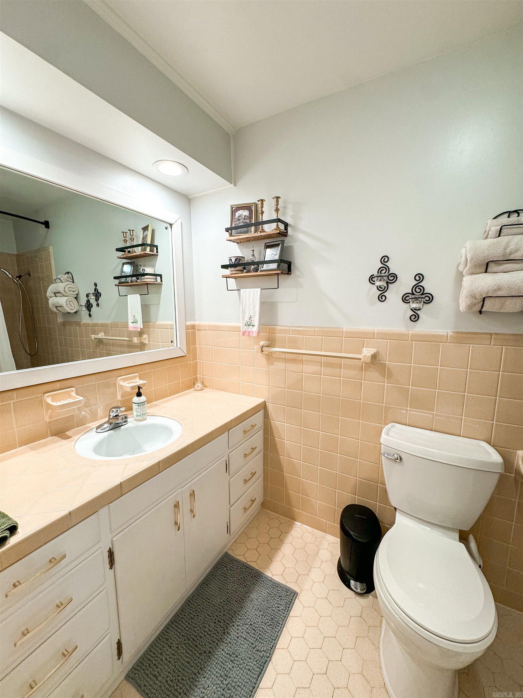 LAMBERT TERRACE - Residential