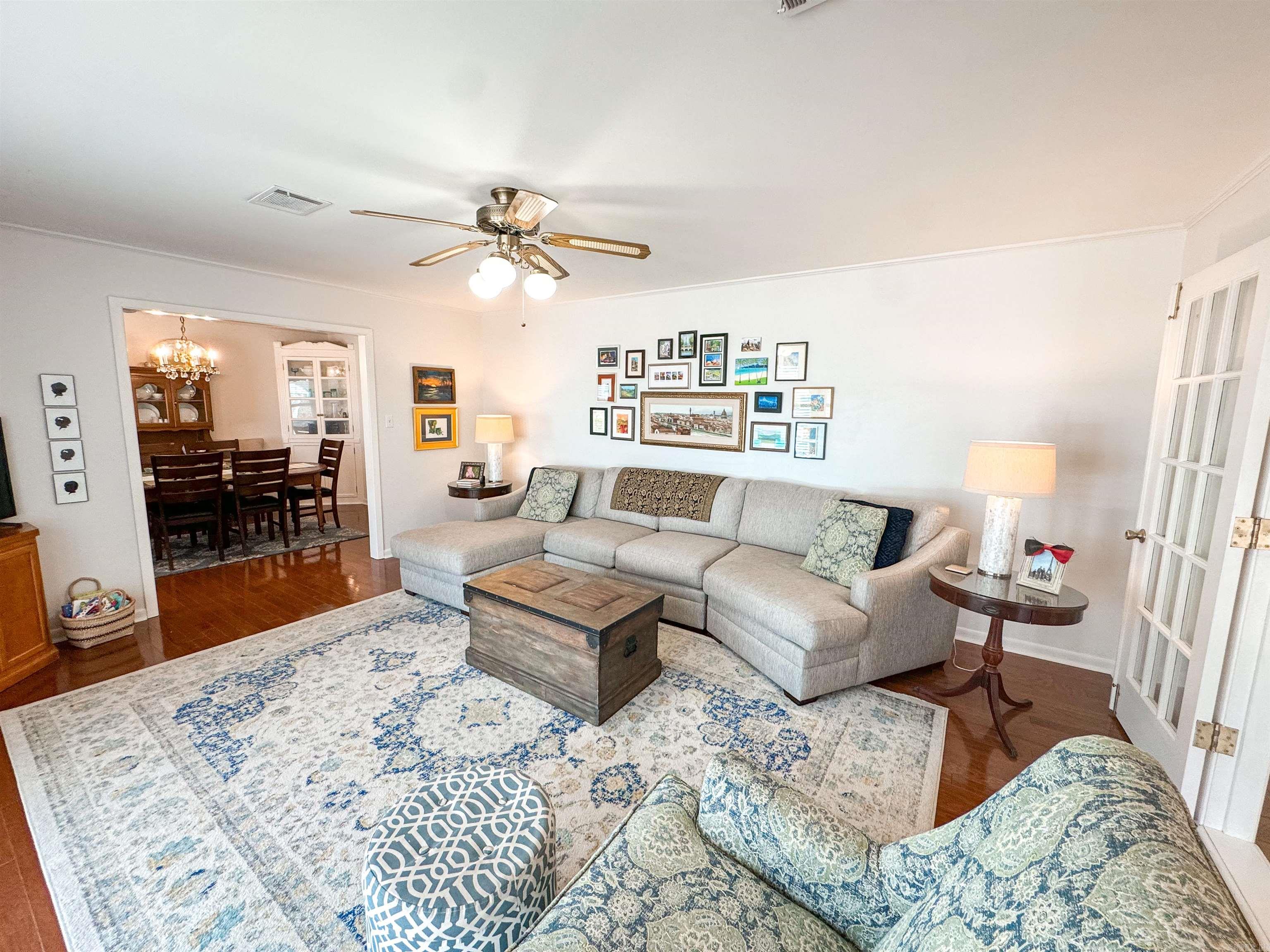 LAMBERT TERRACE - Residential