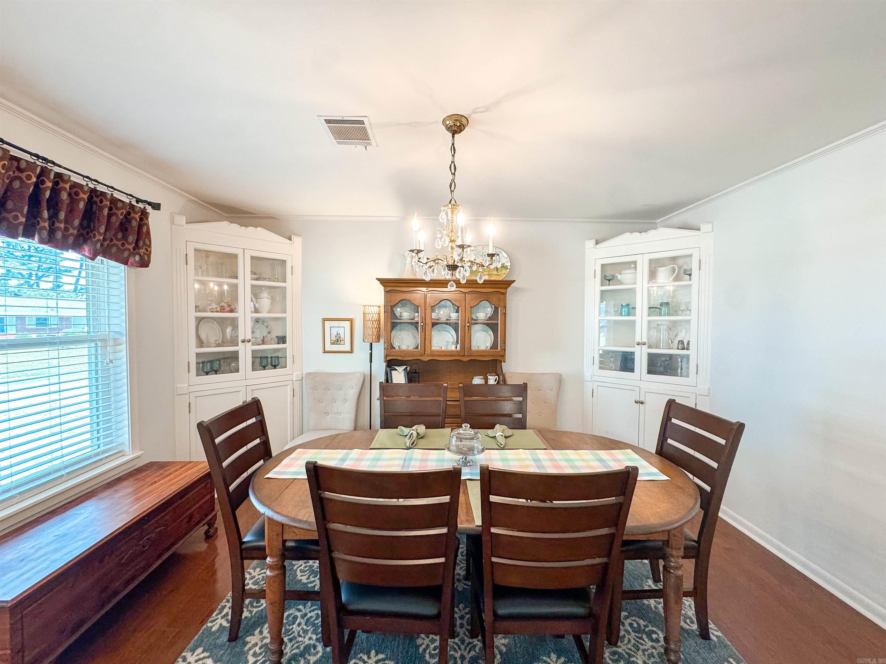 LAMBERT TERRACE - Residential