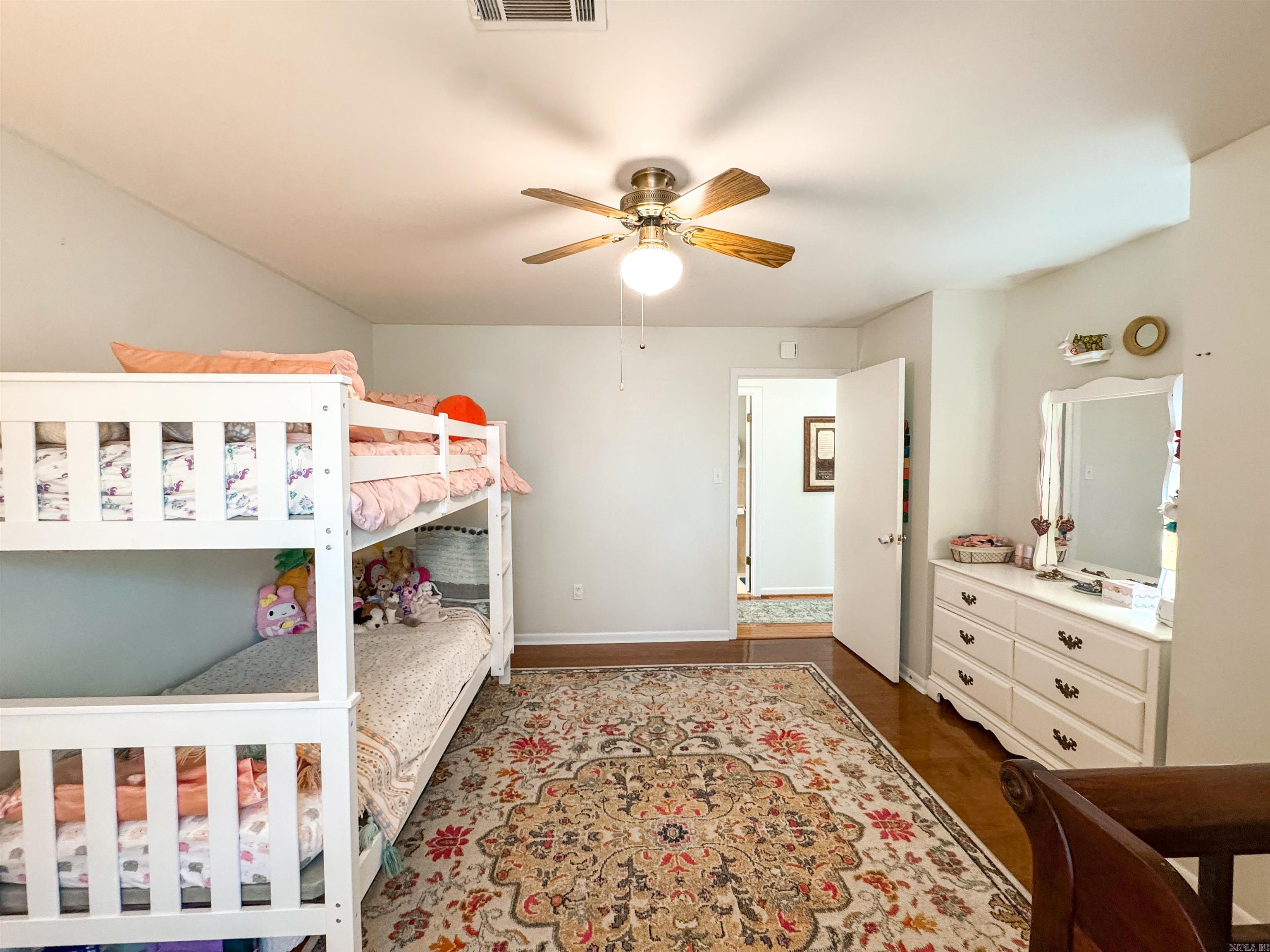 LAMBERT TERRACE - Residential