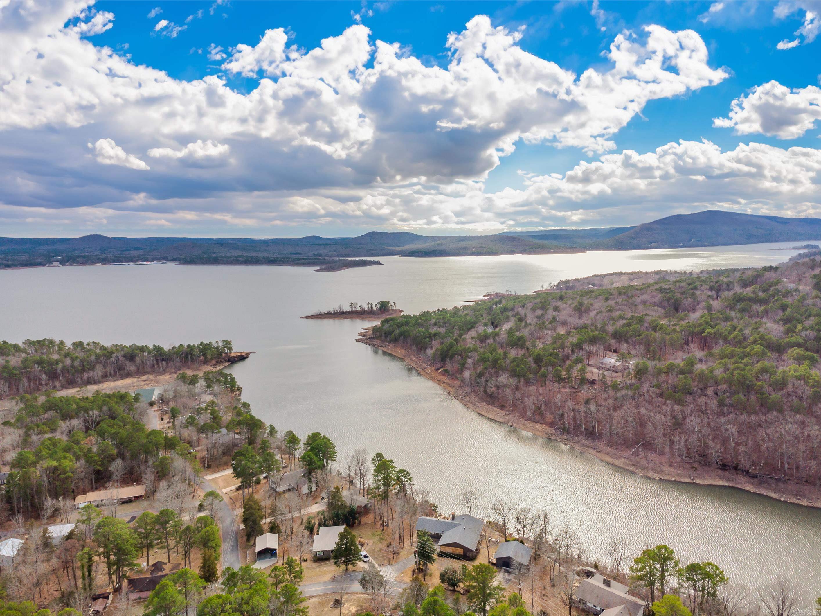 HAMILTON HILLS - Residential