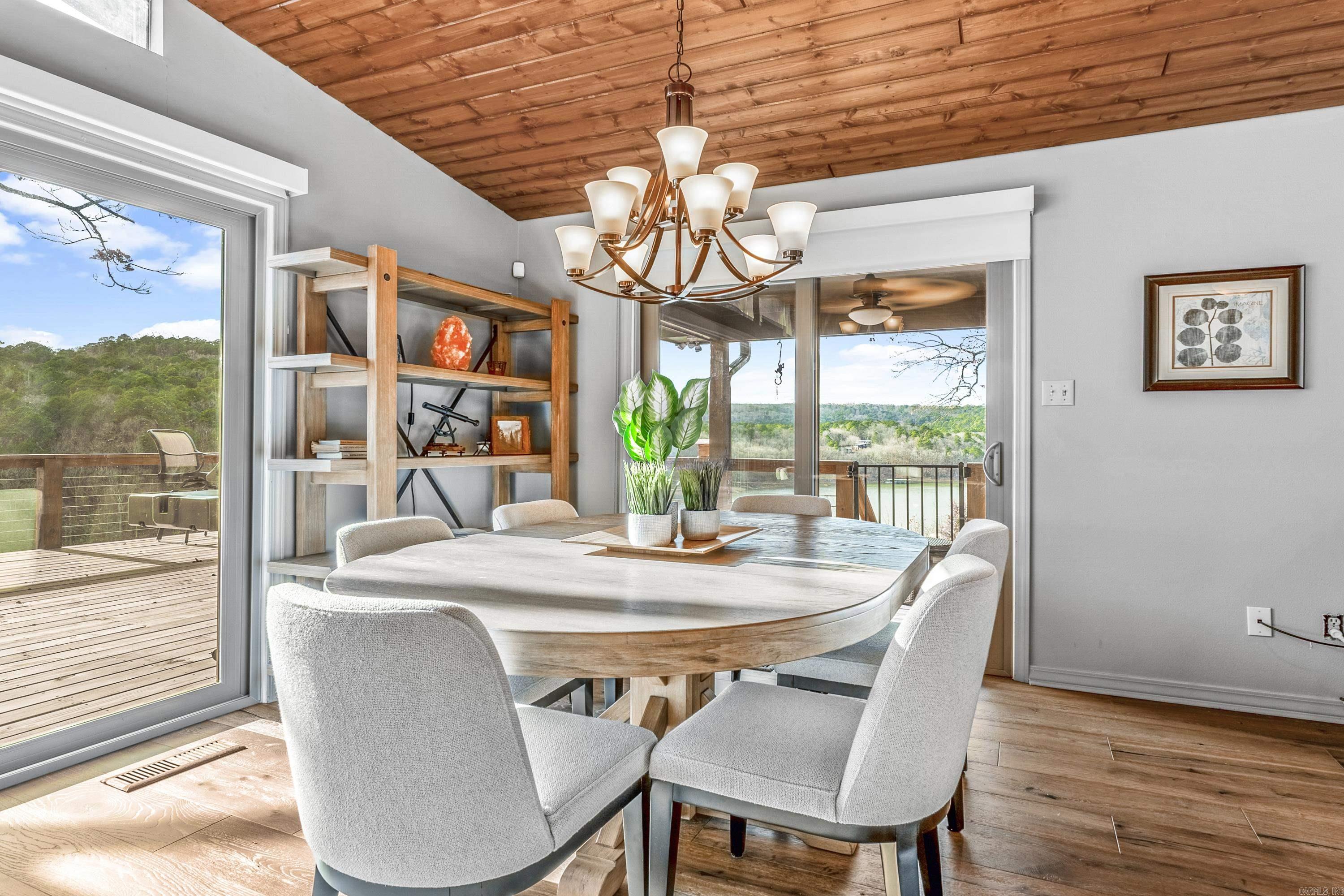 HAMILTON HILLS - Residential