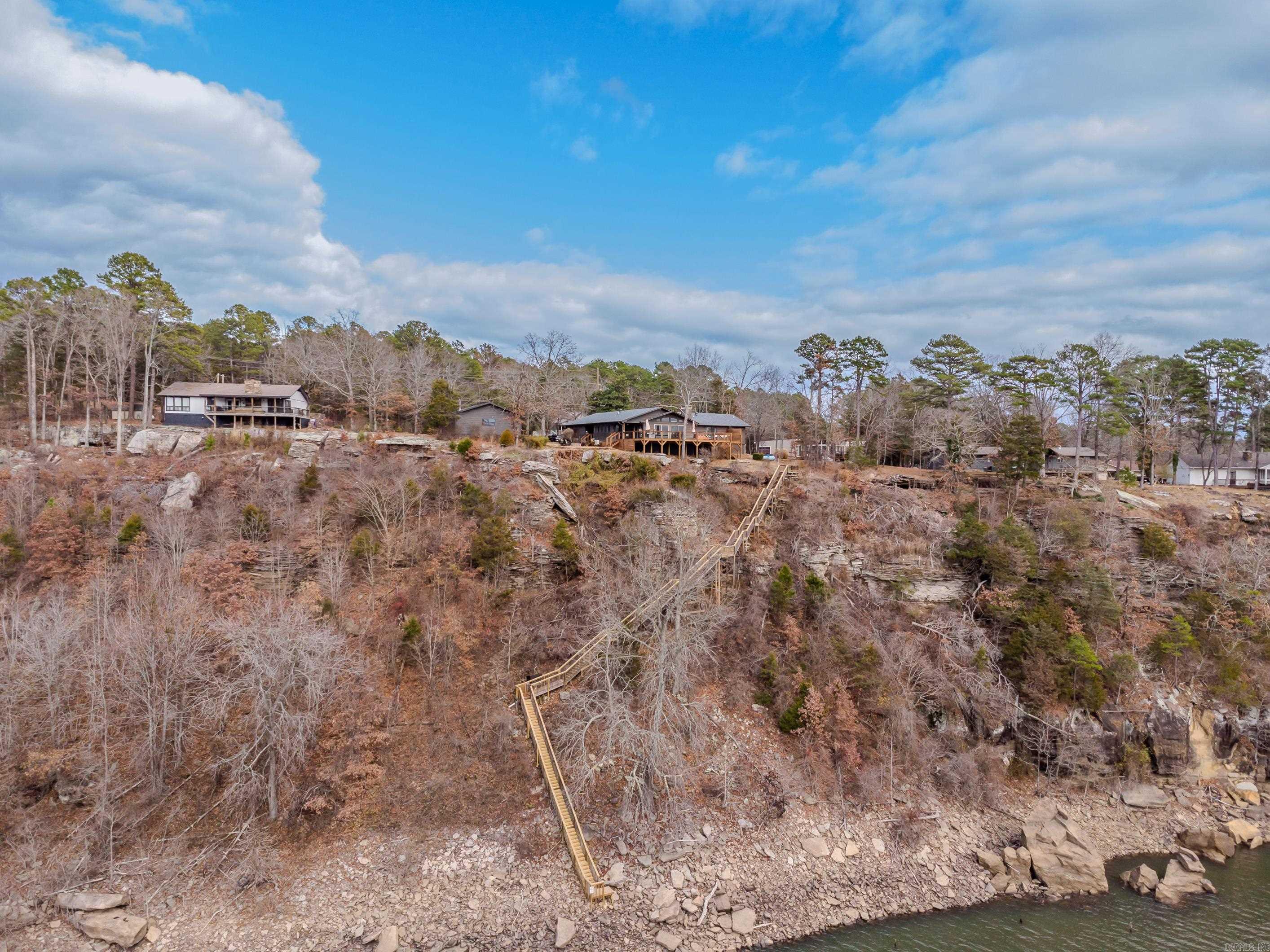 HAMILTON HILLS - Residential