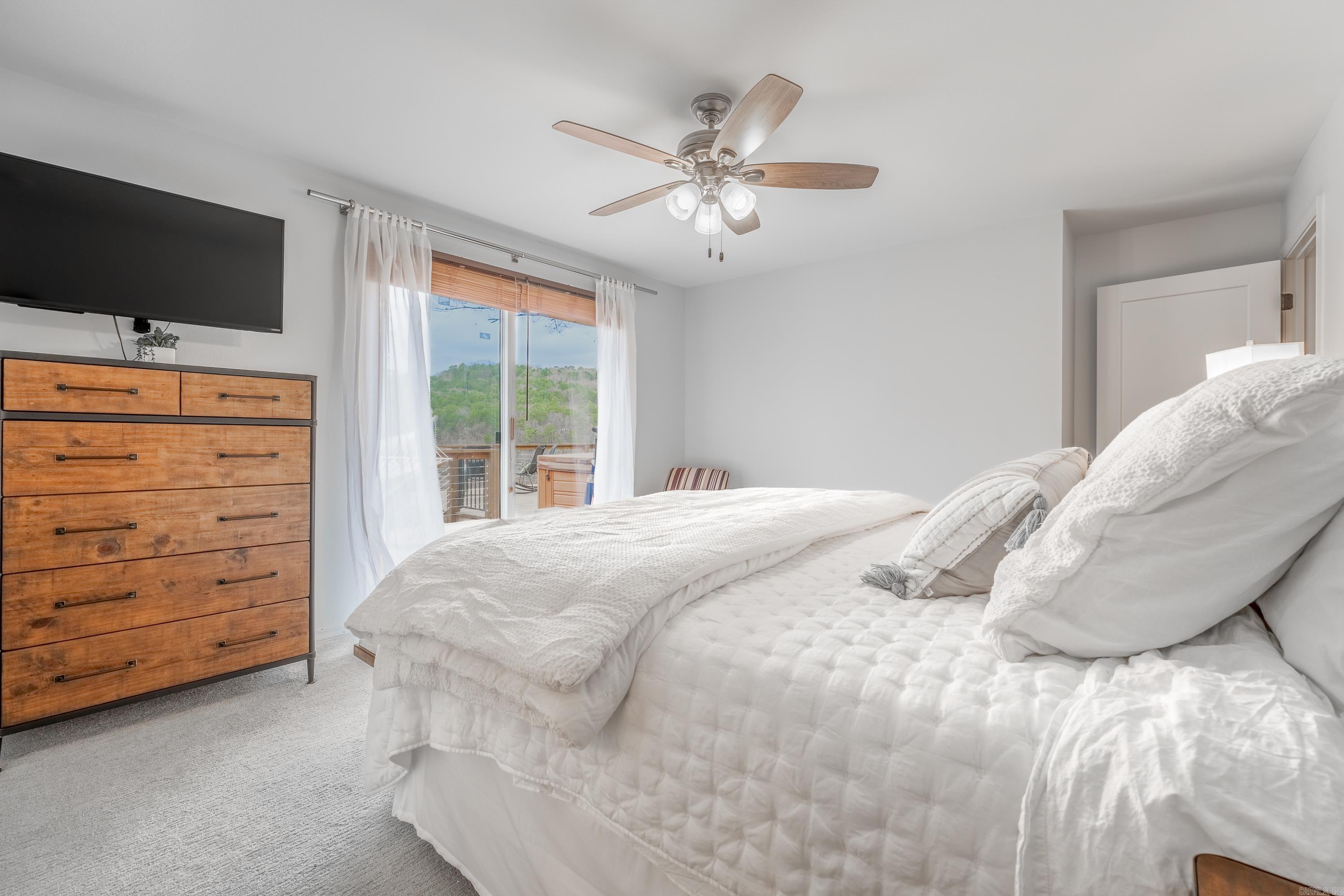 HAMILTON HILLS - Residential