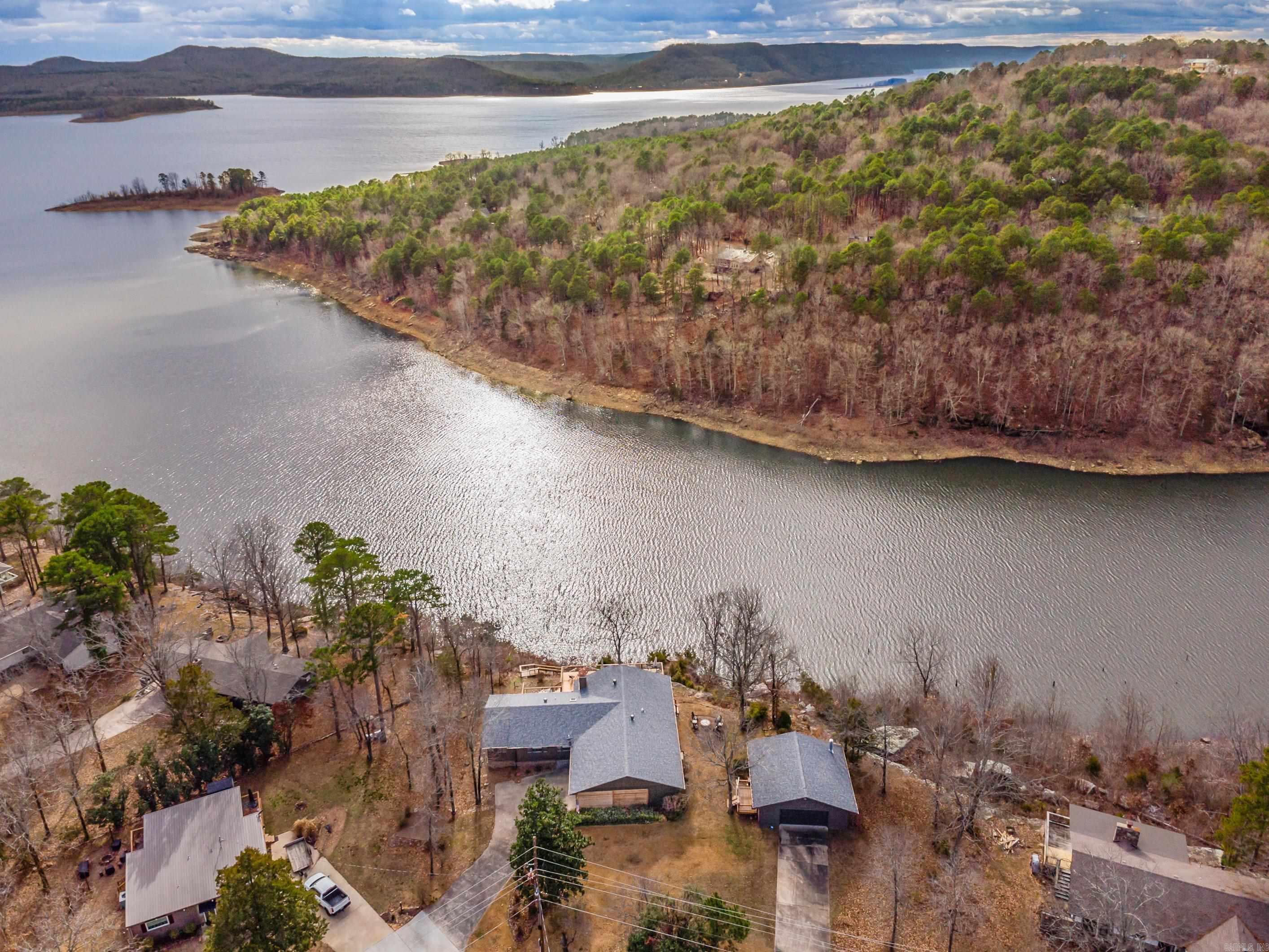 HAMILTON HILLS - Residential