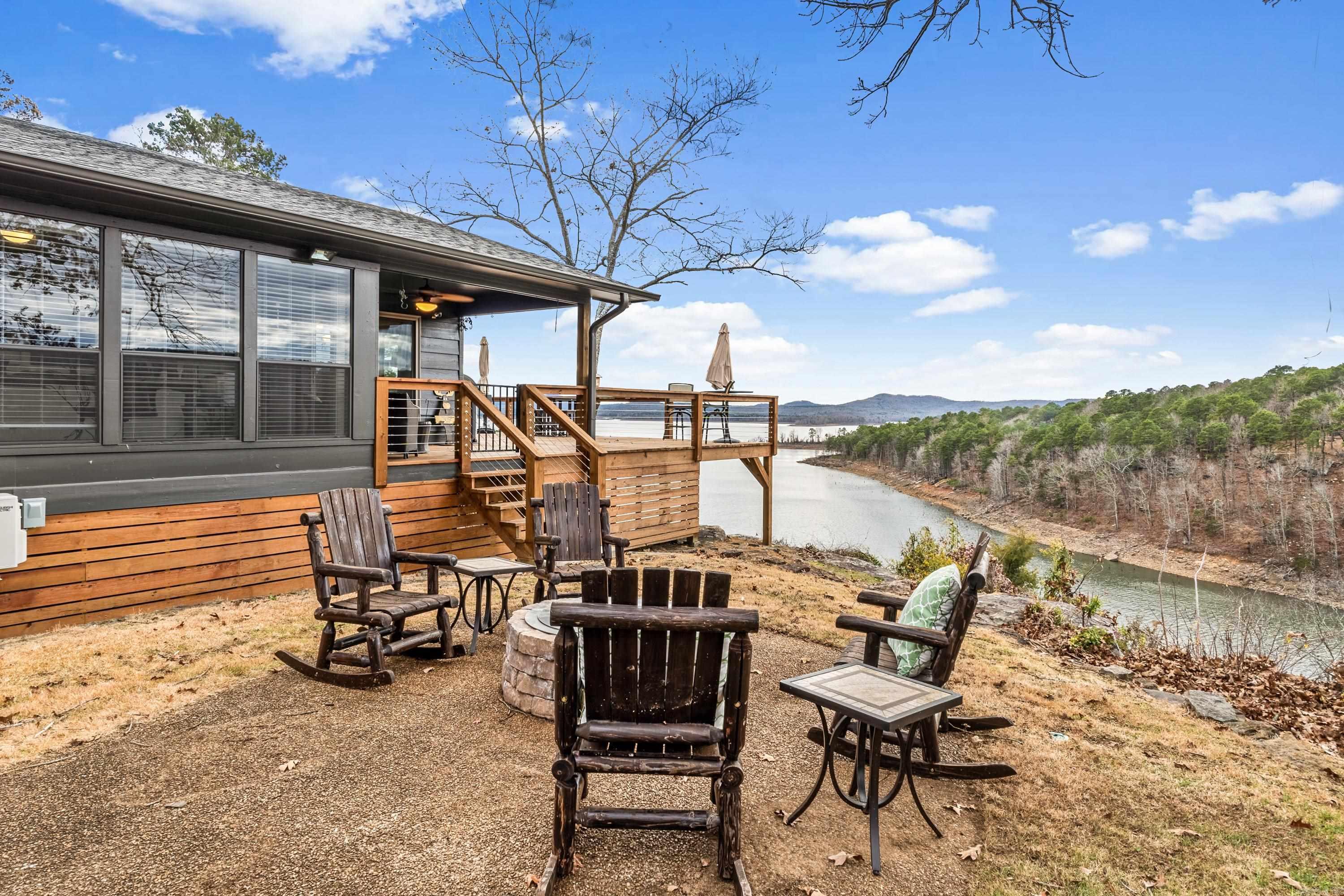 HAMILTON HILLS - Residential