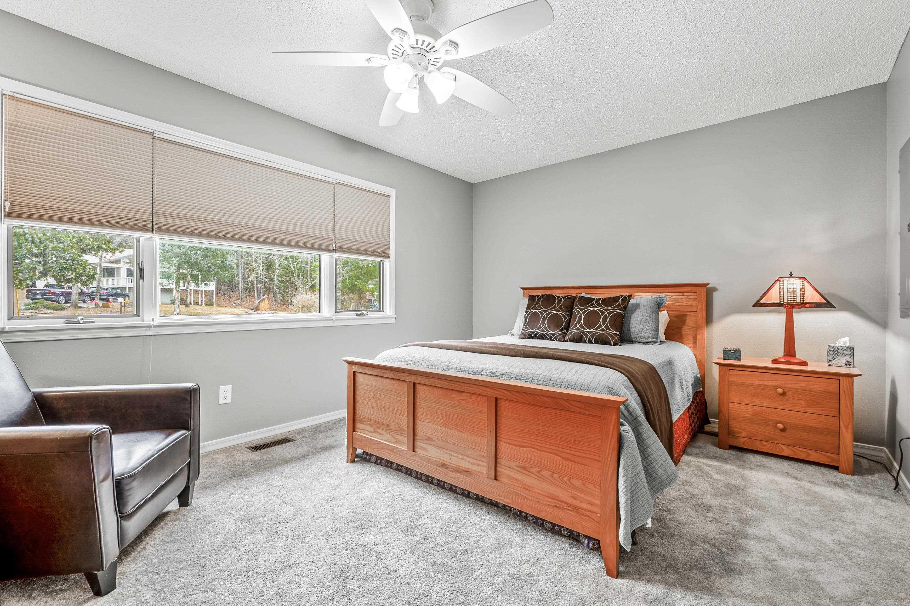 HAMILTON HILLS - Residential