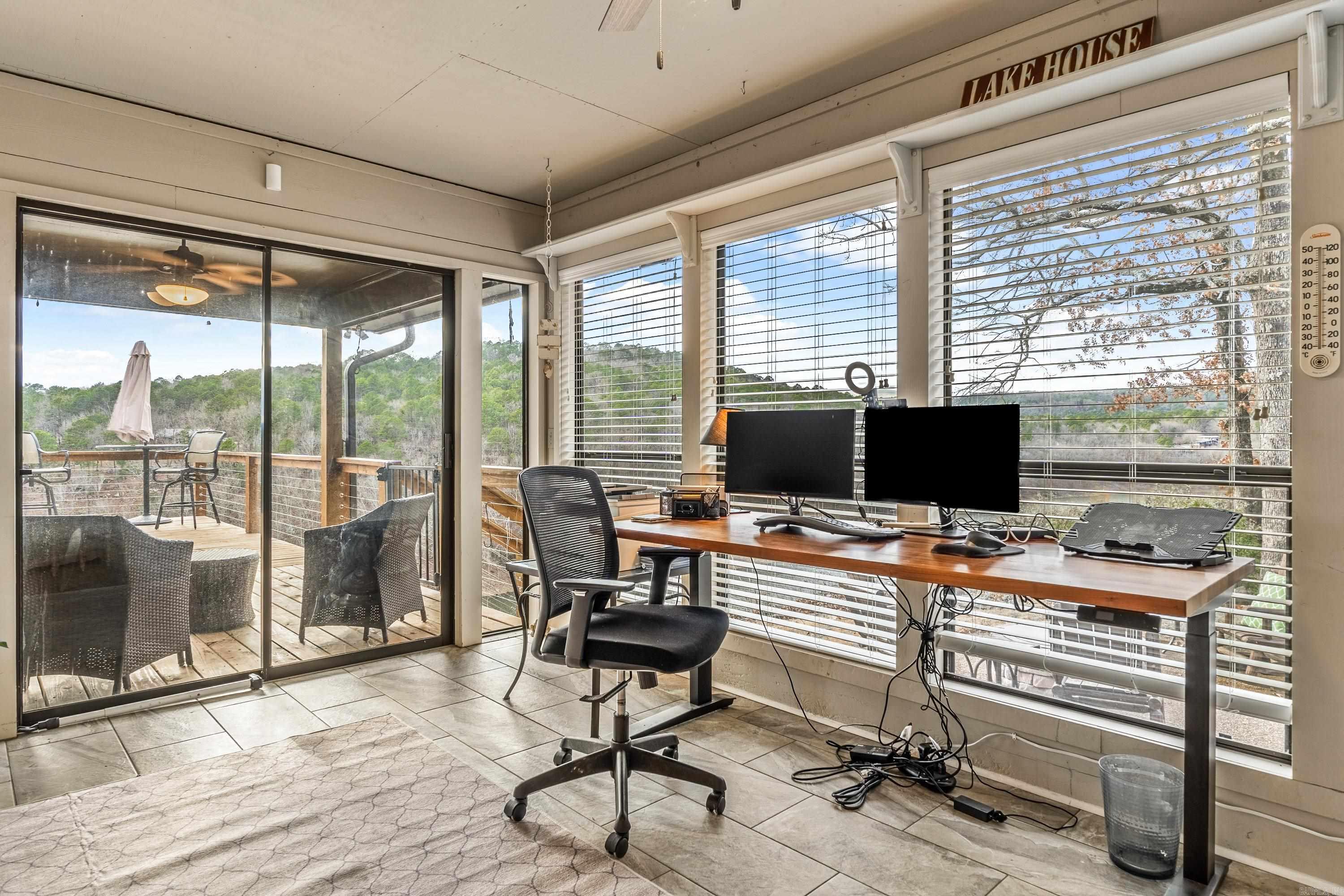 HAMILTON HILLS - Residential