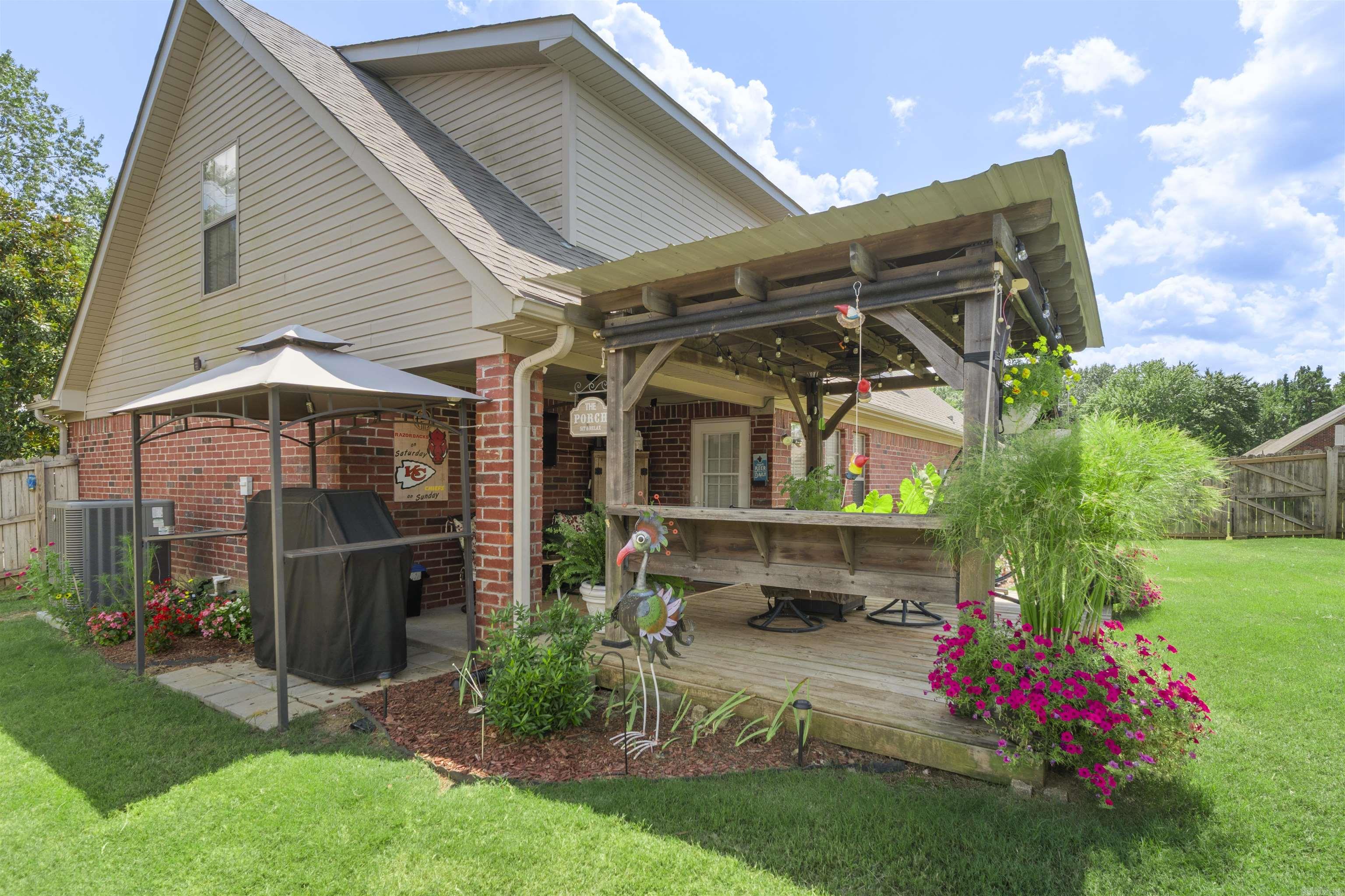 NORTHWOODS - Residential