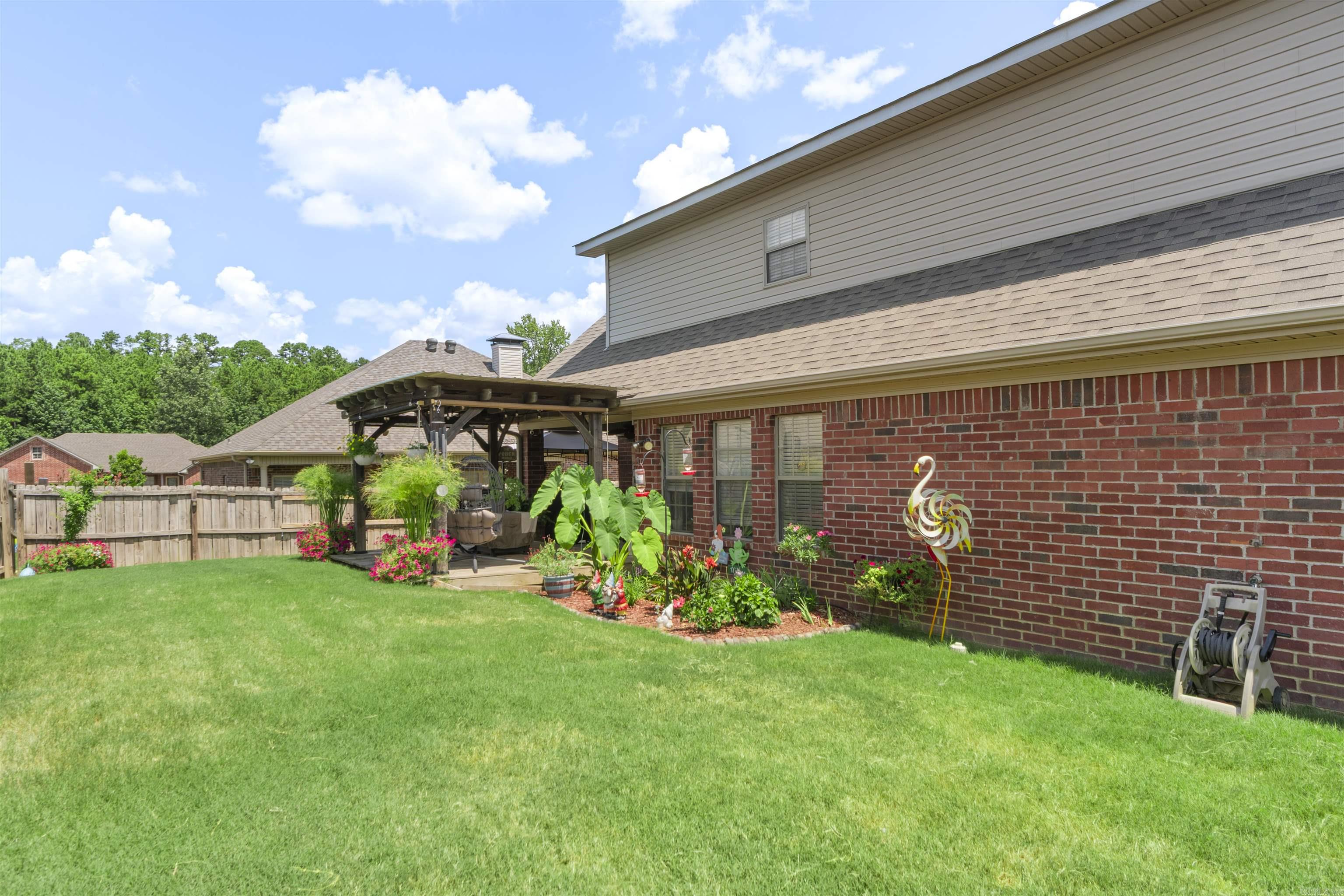 NORTHWOODS - Residential