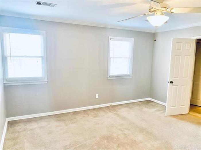 ANDOVER SQUARE - Residential