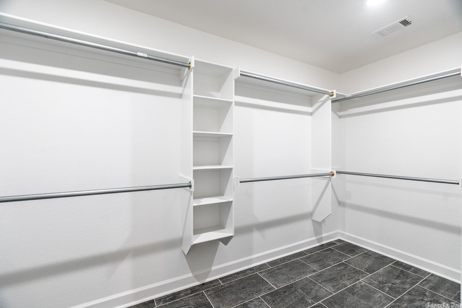 AUTUMN BROOKE - Residential