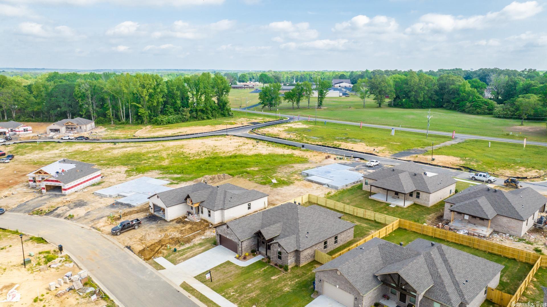 AUTUMN BROOKE - Residential