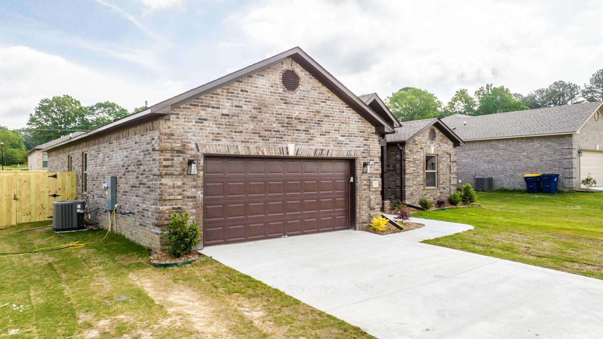 AUTUMN BROOKE - Residential