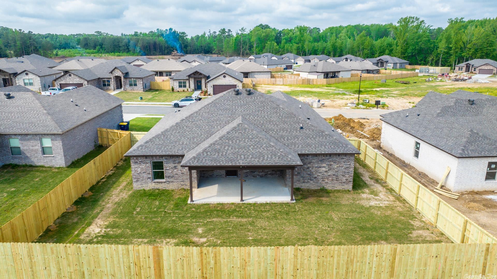 AUTUMN BROOKE - Residential