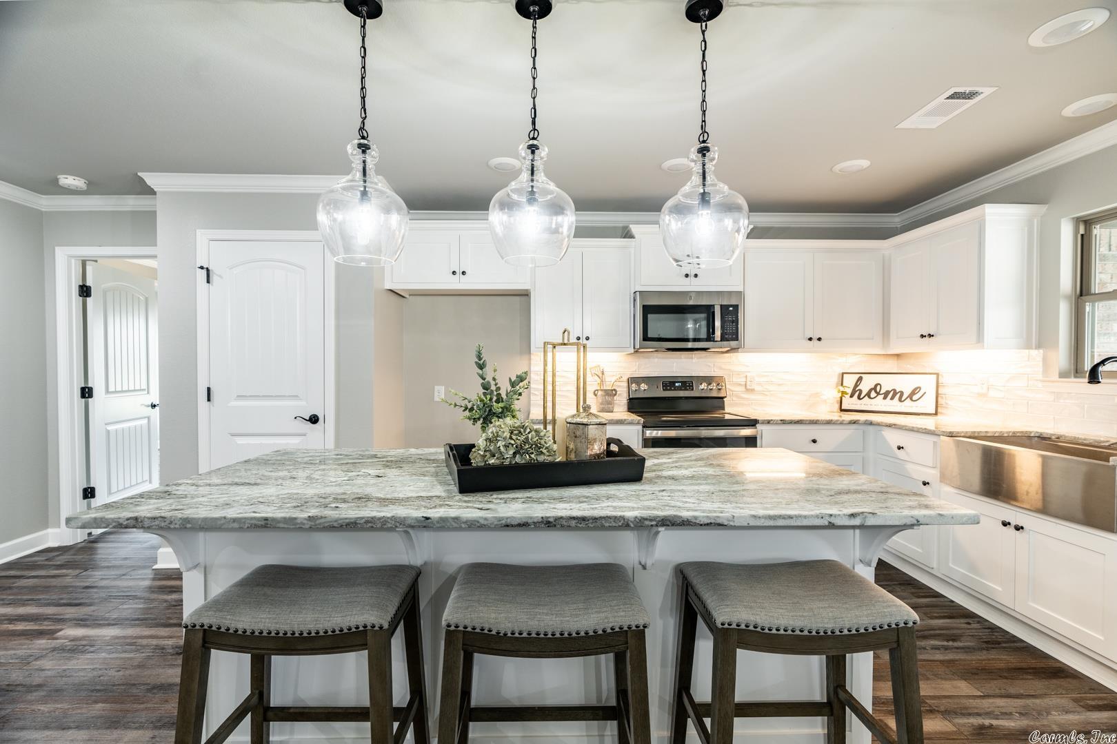 AUTUMN BROOKE - Residential