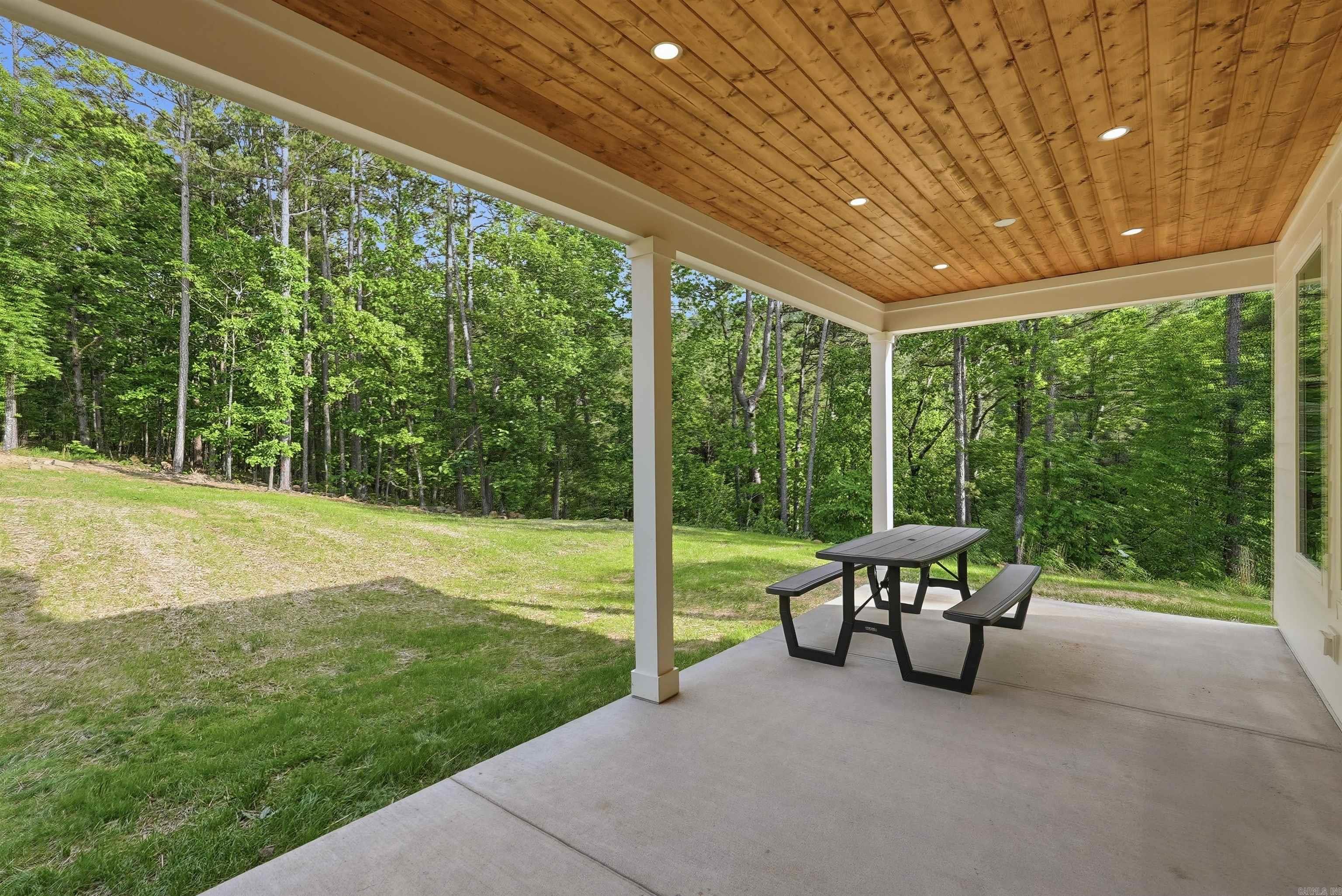 SAN VEST PROP - Residential