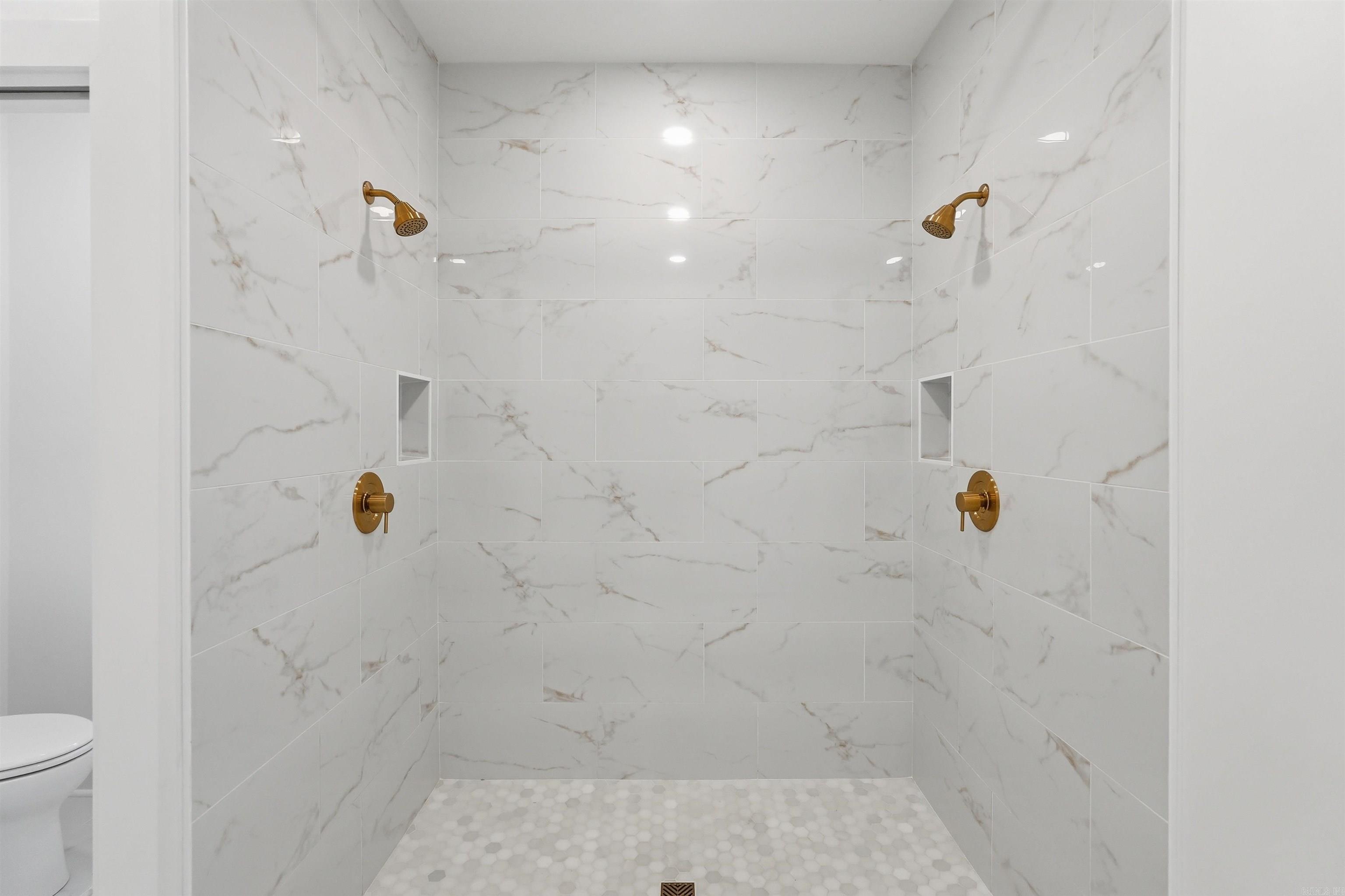 SAN VEST PROP - Residential