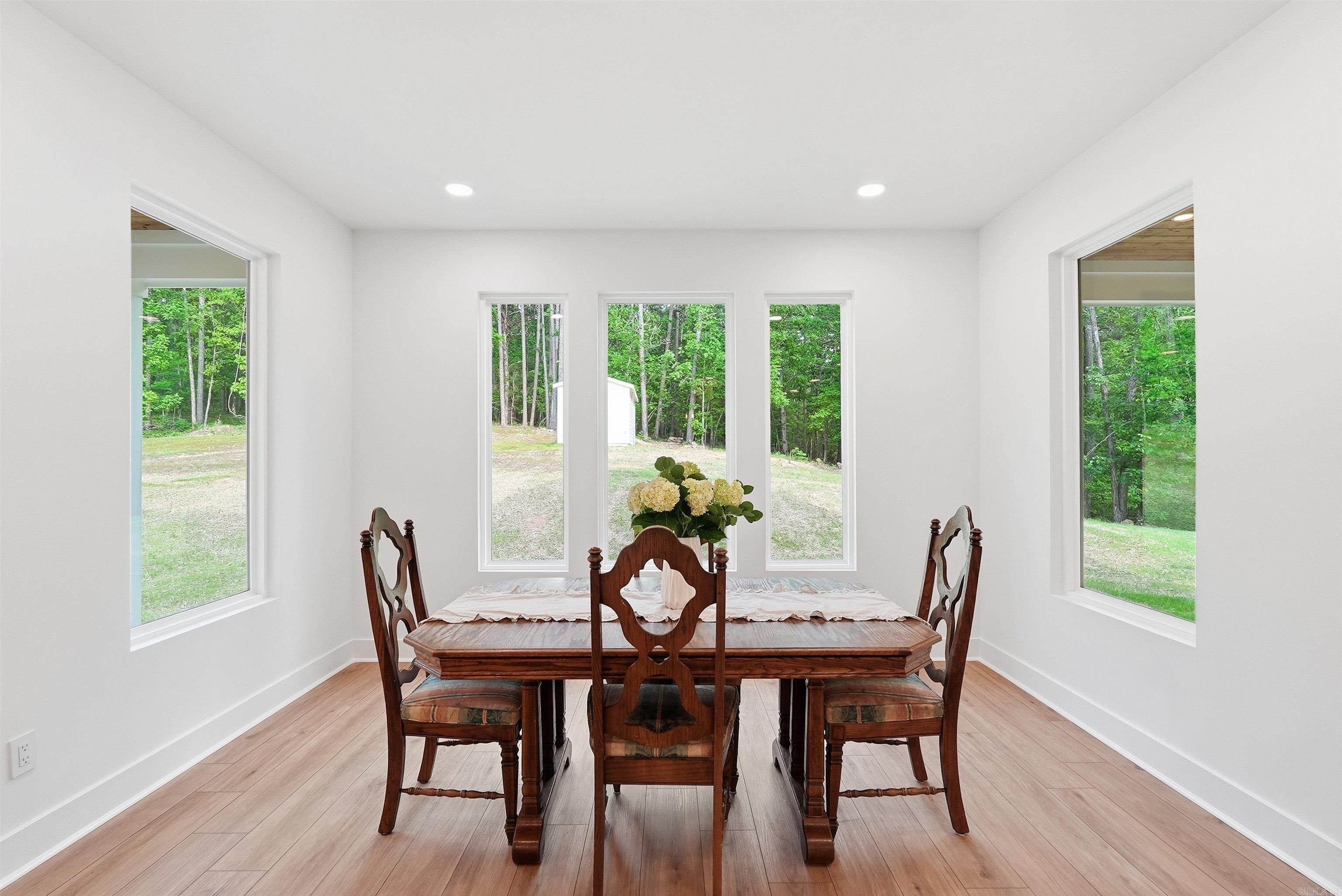 SAN VEST PROP - Residential