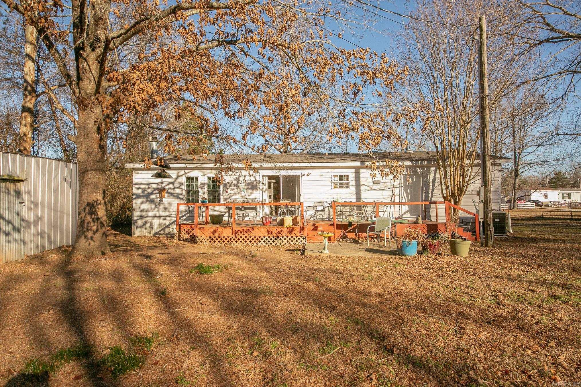 BAYOU METO PLACE - Residential