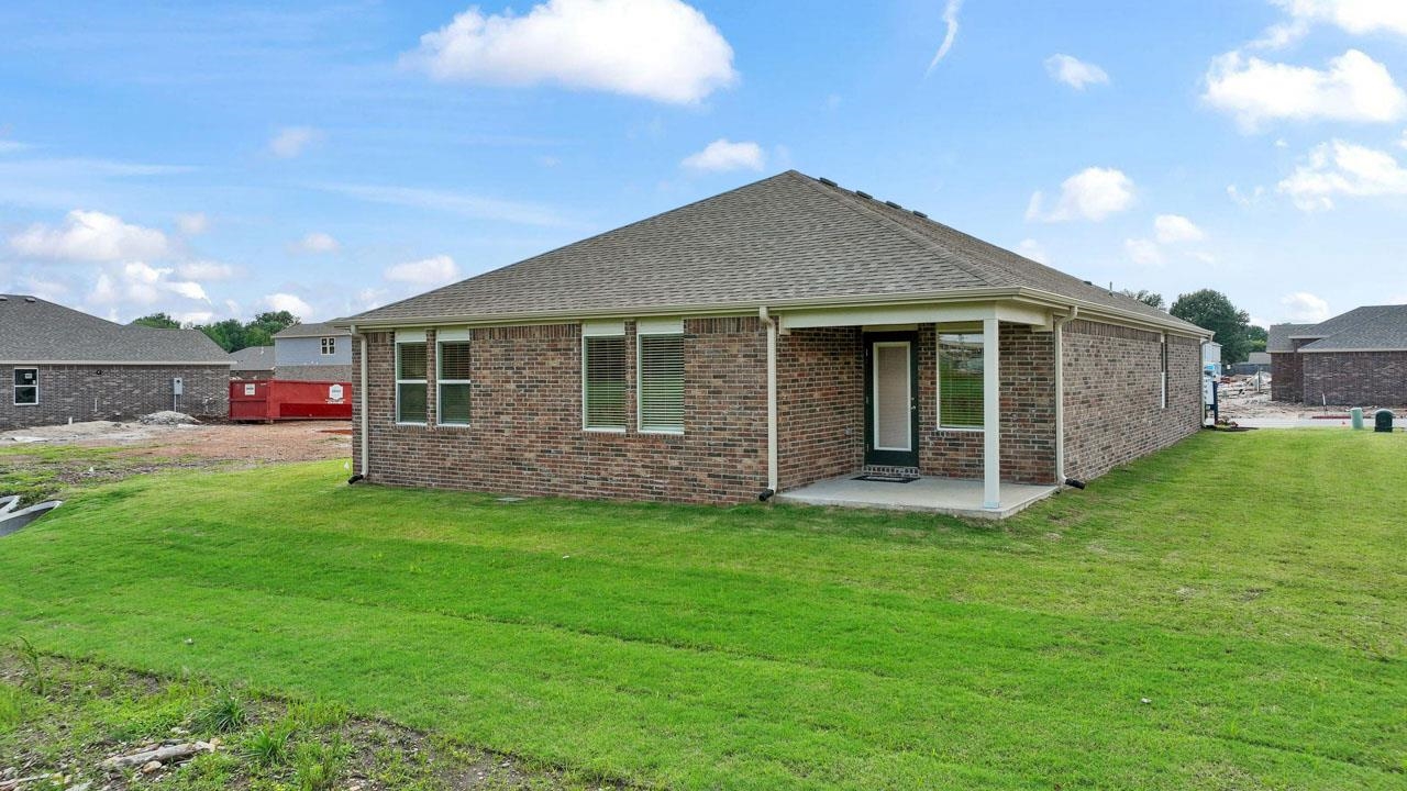 VINEYARD SUB PH I - Residential