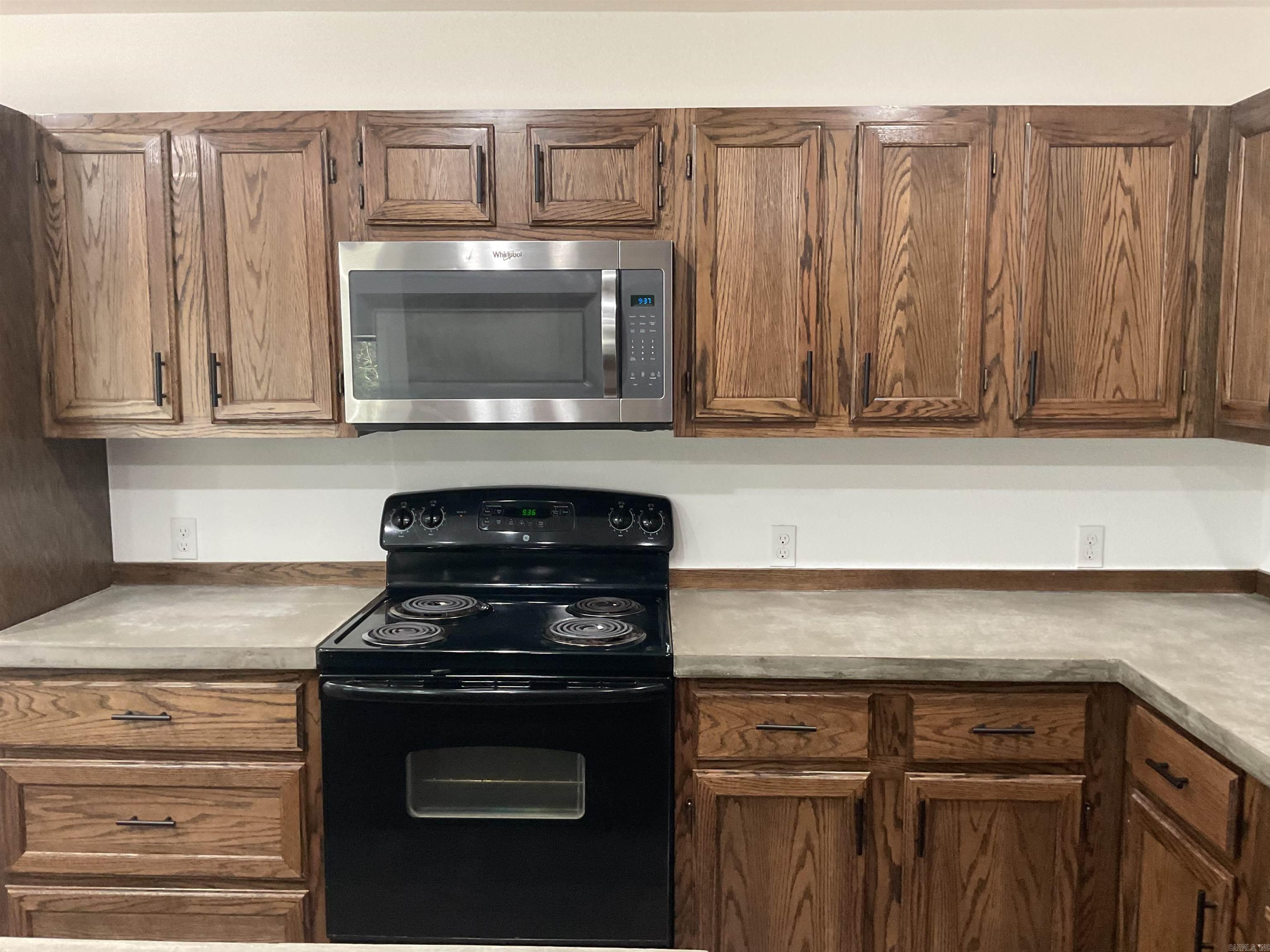 TWIN COVE ESTATES - Residential