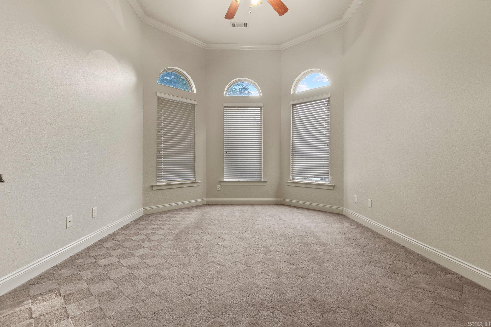 HURRICANE LAKE EST - Residential