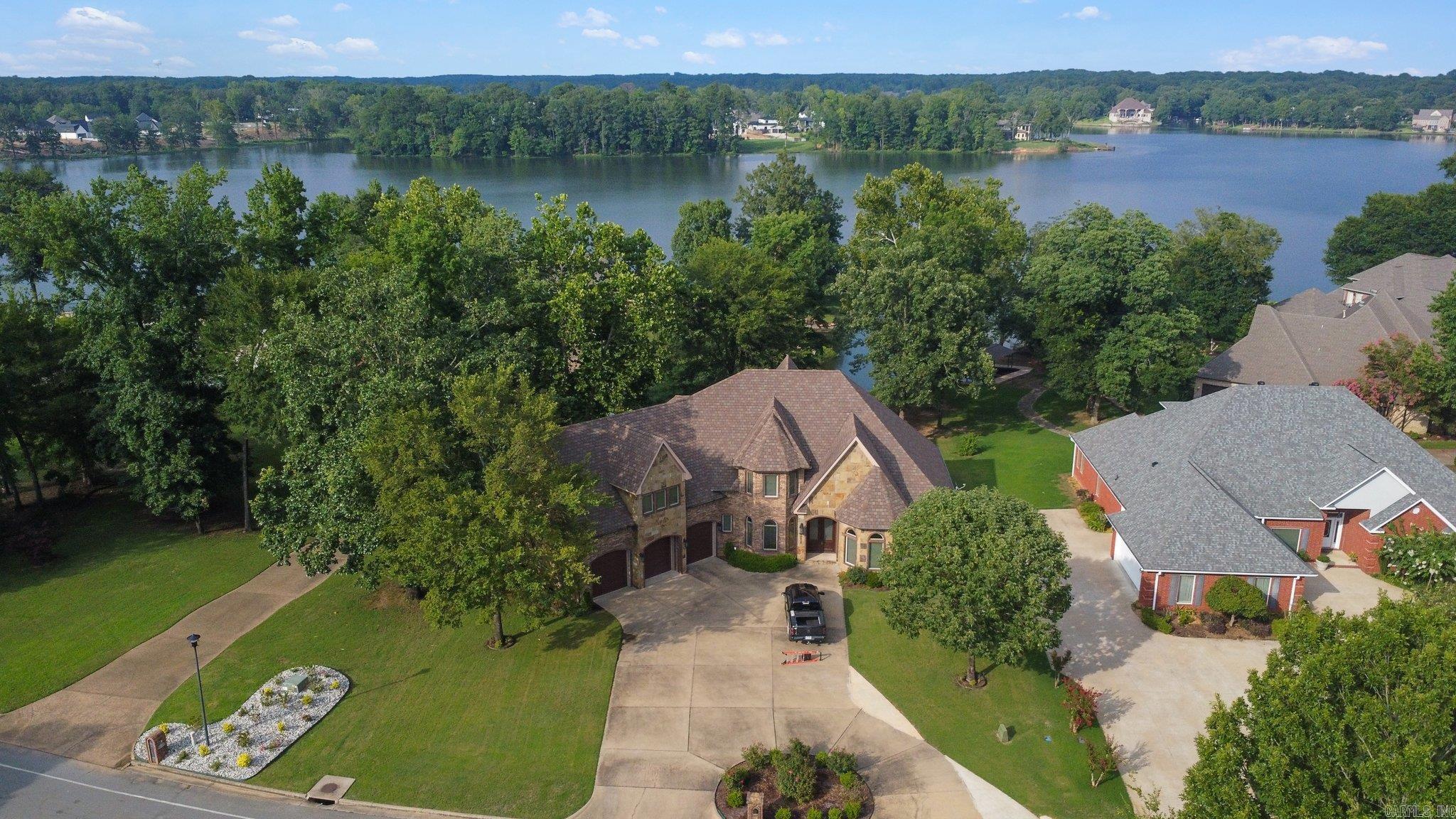 HURRICANE LAKE EST - Residential