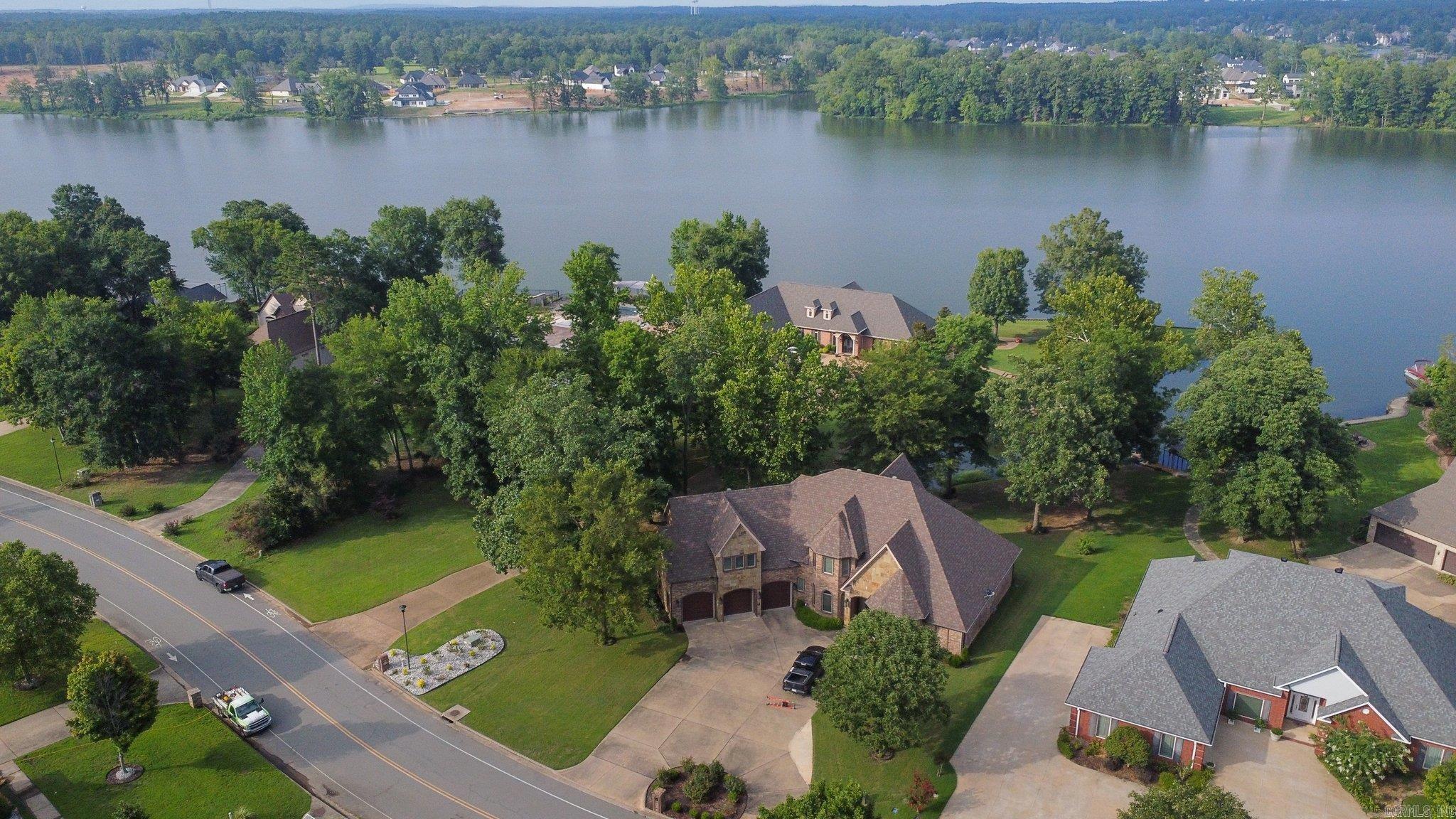 HURRICANE LAKE EST - Residential